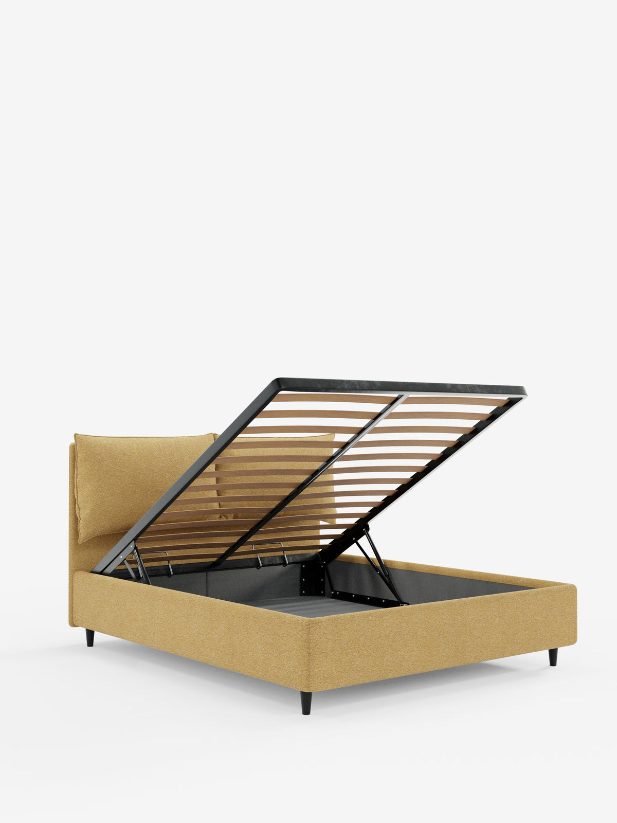 Il letto imbottito con contenitore ZAYRON di Letti.store è presentato in un vivace tessuto giallo senape certificato Oeko-Tex®. Caratterizzato da un'elegante testiera regolabile con morbidi cuscini e gambe nere inclinate, questo letto spicca su uno sfondo bianco a tinta unita. La sua rete a doghe in legno si solleva facilmente per rivelare un ampio vano contenitore sottostante, mettendo in risalto il design moderno e funzionale del letto come pratico letto contenitore.