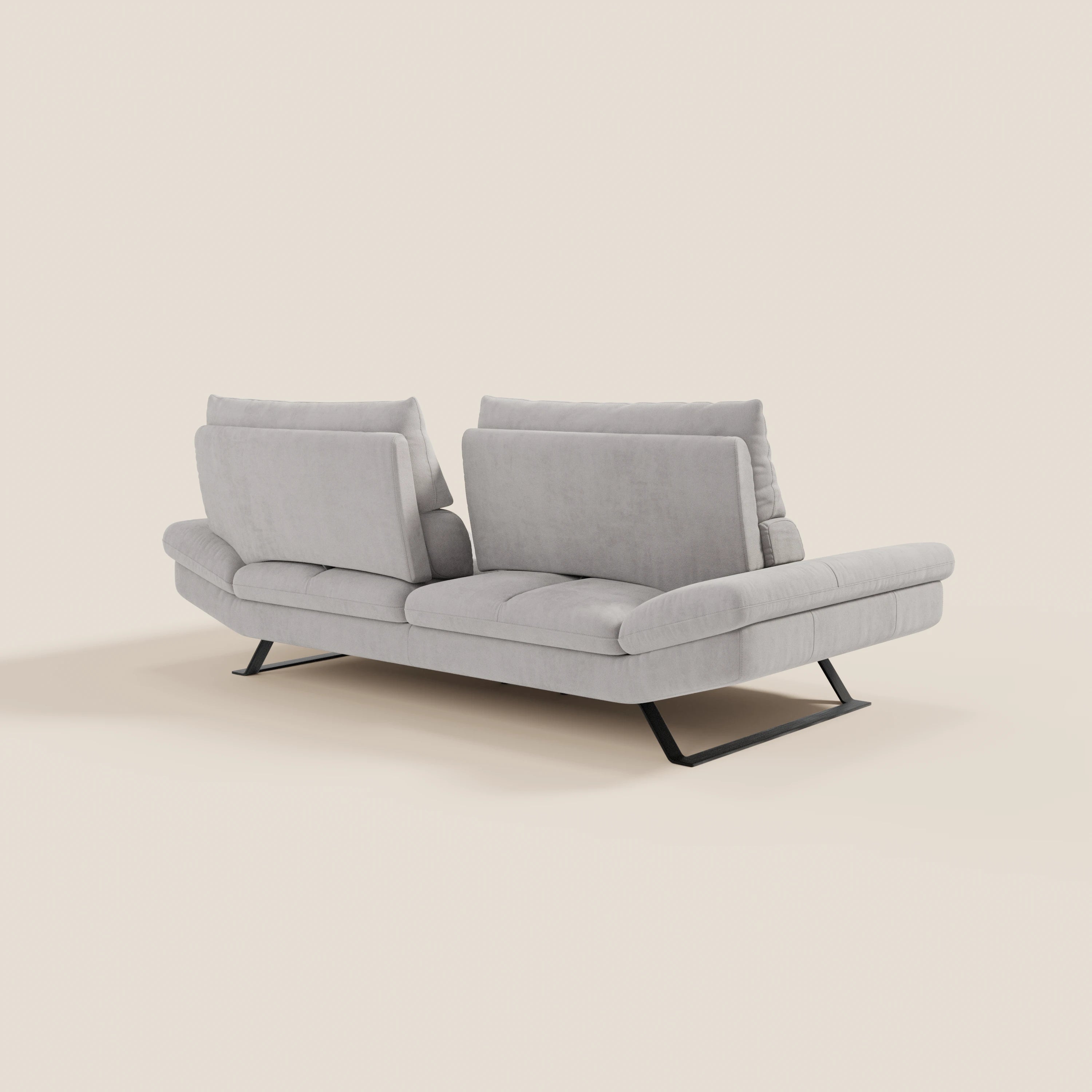 Eclipse Divano dal design moderno 2 e 3 posti con schienali traslanti - piedini alti in elegante microfibra smacchiabile T11 - divani.store