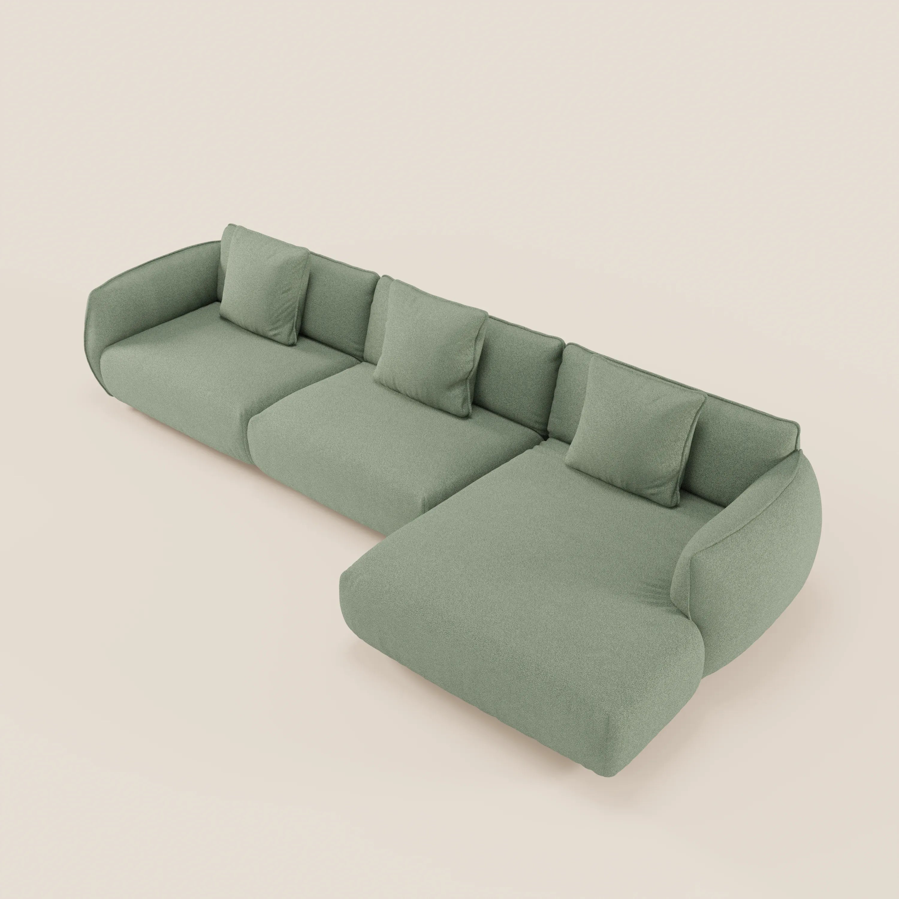 Il divano Nimbus angolare con penisola componibile di Divani.Store, in morbido tessuto lavabile effetto cotone T33, è caratterizzato da tre sedute, una chaise lounge destra, braccioli arrotondati e quattro cuscini coordinati su uno sfondo chiaro.