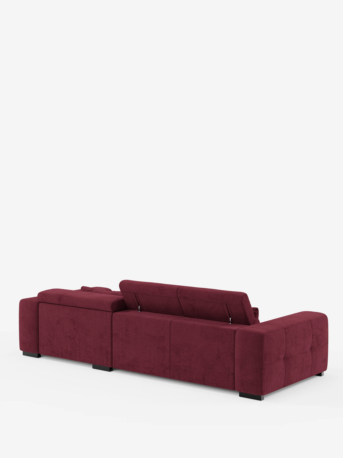 Il divano angolare con penisola e relax elettrico per l’allungamento delle sedute “Monarch” di Divani.Store è un elegante divano componibile dal design moderno, rivestito in un intenso bordeaux, caratterizzato da braccioli spessi, schienali bassi e poggiatesta reclinabili. Raffigurato di retro su uno sfondo bianco a tinta unita, questo divano con penisola coniuga lo stile contemporaneo al comfort pratico grazie al morbido tessuto T31 resistente alle macchie.