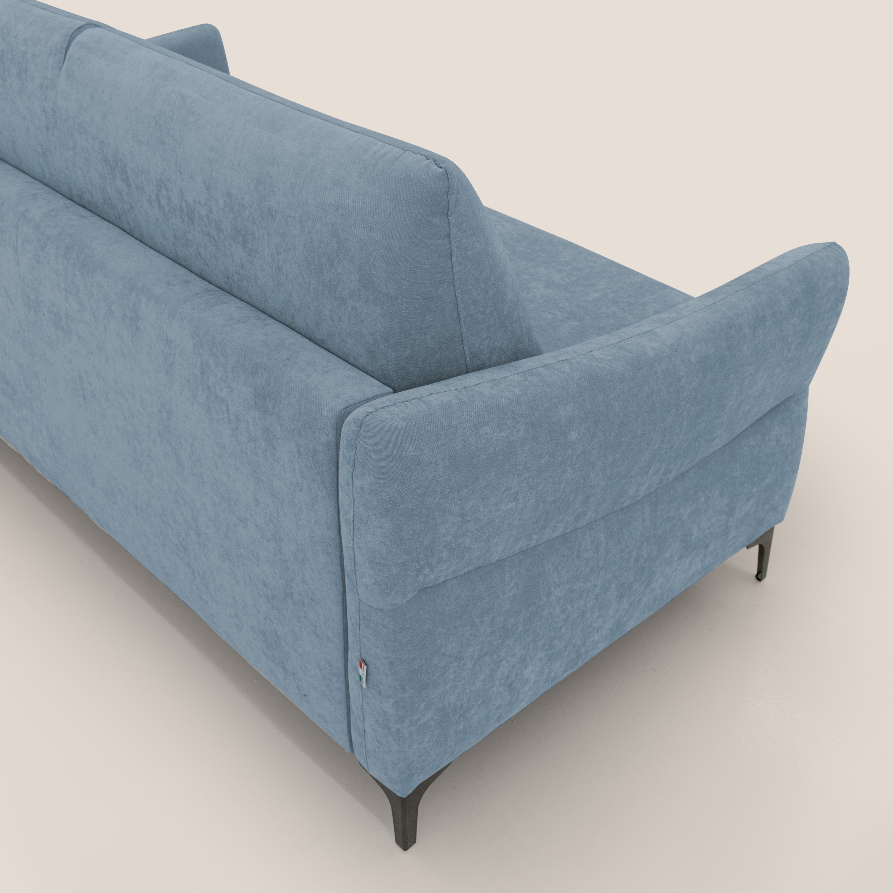 Dalia divano letto con materasso H18 cm e piedi alti in raffinato tessuto smacchiabile T17 carta da zucchero - divani.store