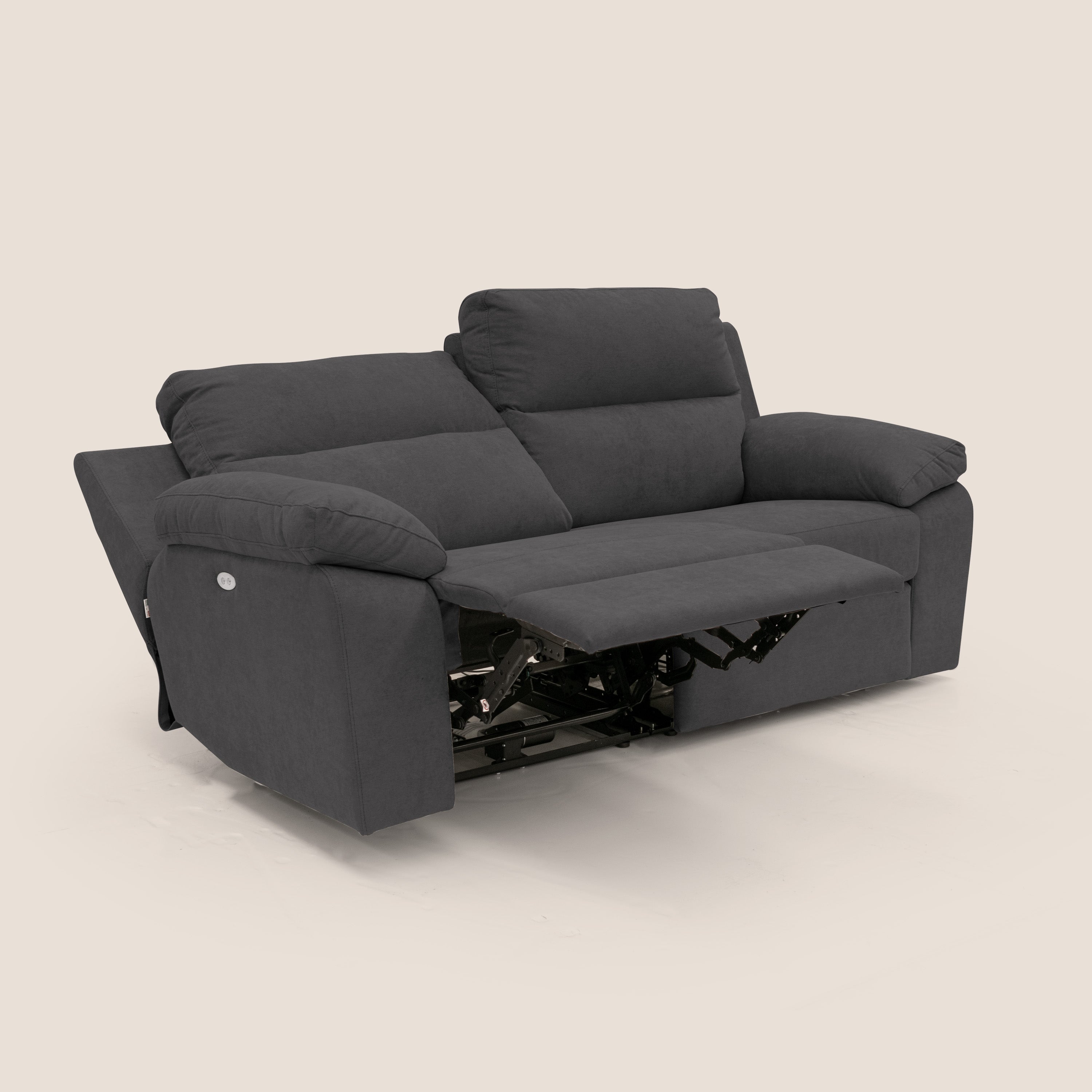 Romeo Divano relax con recliner elettrico in morbido tessuto impermeabile T02 nero - divani.store