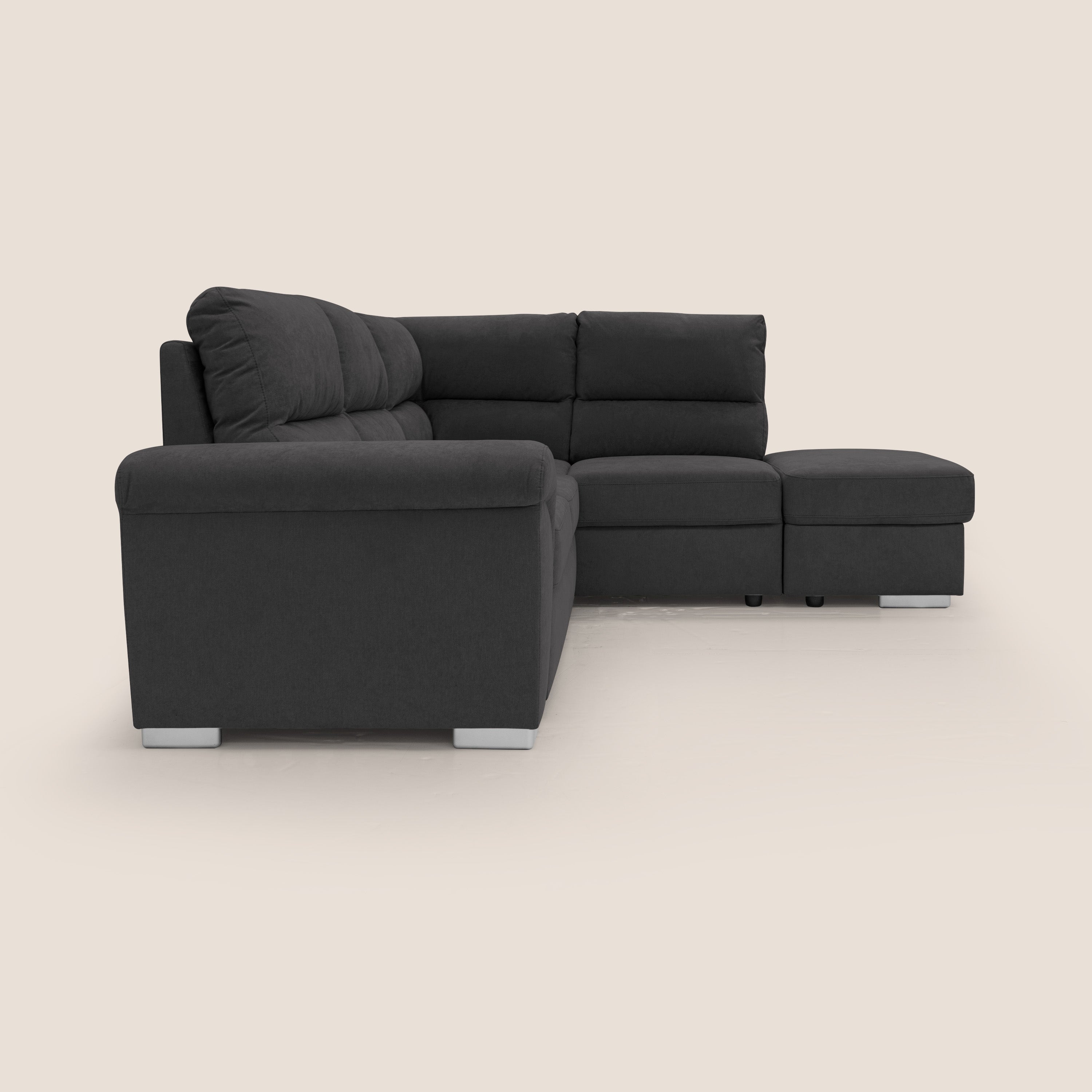Minerva divano angolare con estraibile a cassettone e pouf contenitore in tessuto morbido impermeabile T02 nero - divani.store