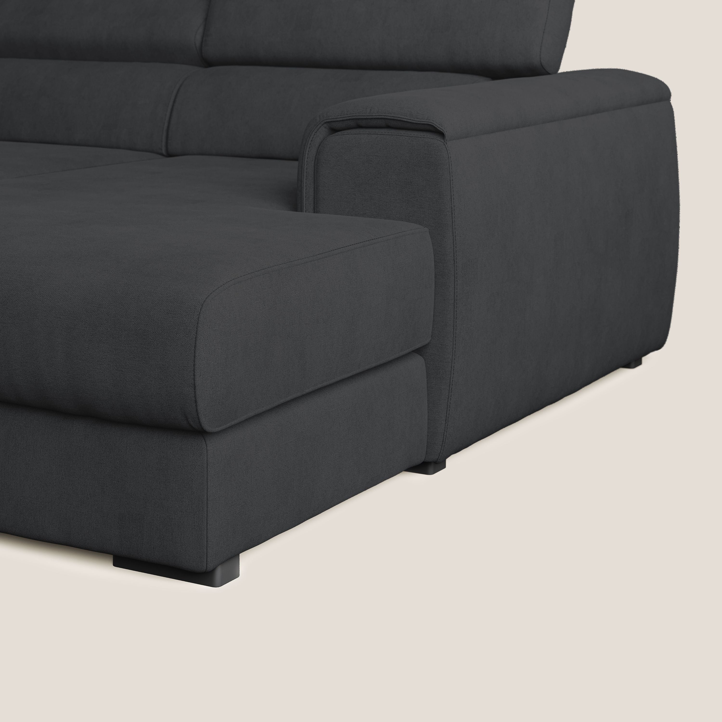 Zeno Divano angolare con pouf estraibile poggiapiedi in tessuto morbido impermeabile T02 nero - divani.store