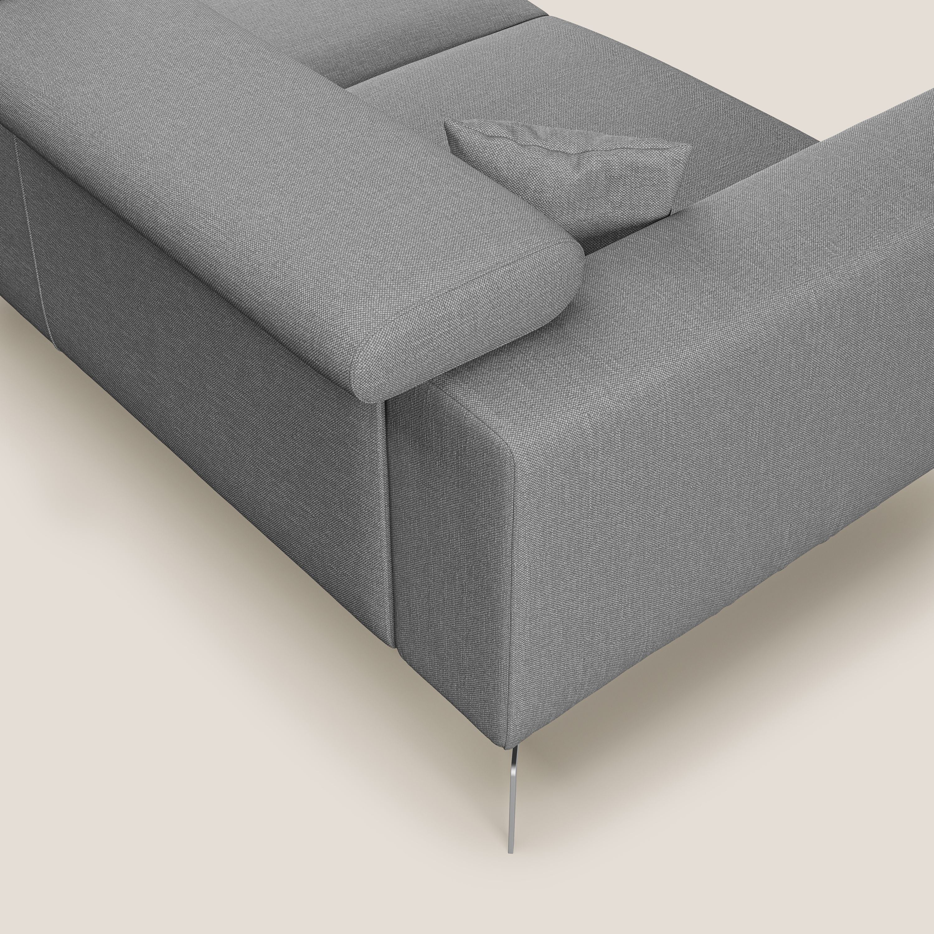 Blade Divano moderno angolare con poggiatesta reclinabili in tessuto impermeabile simil-cotone T13 grigio - divani.store