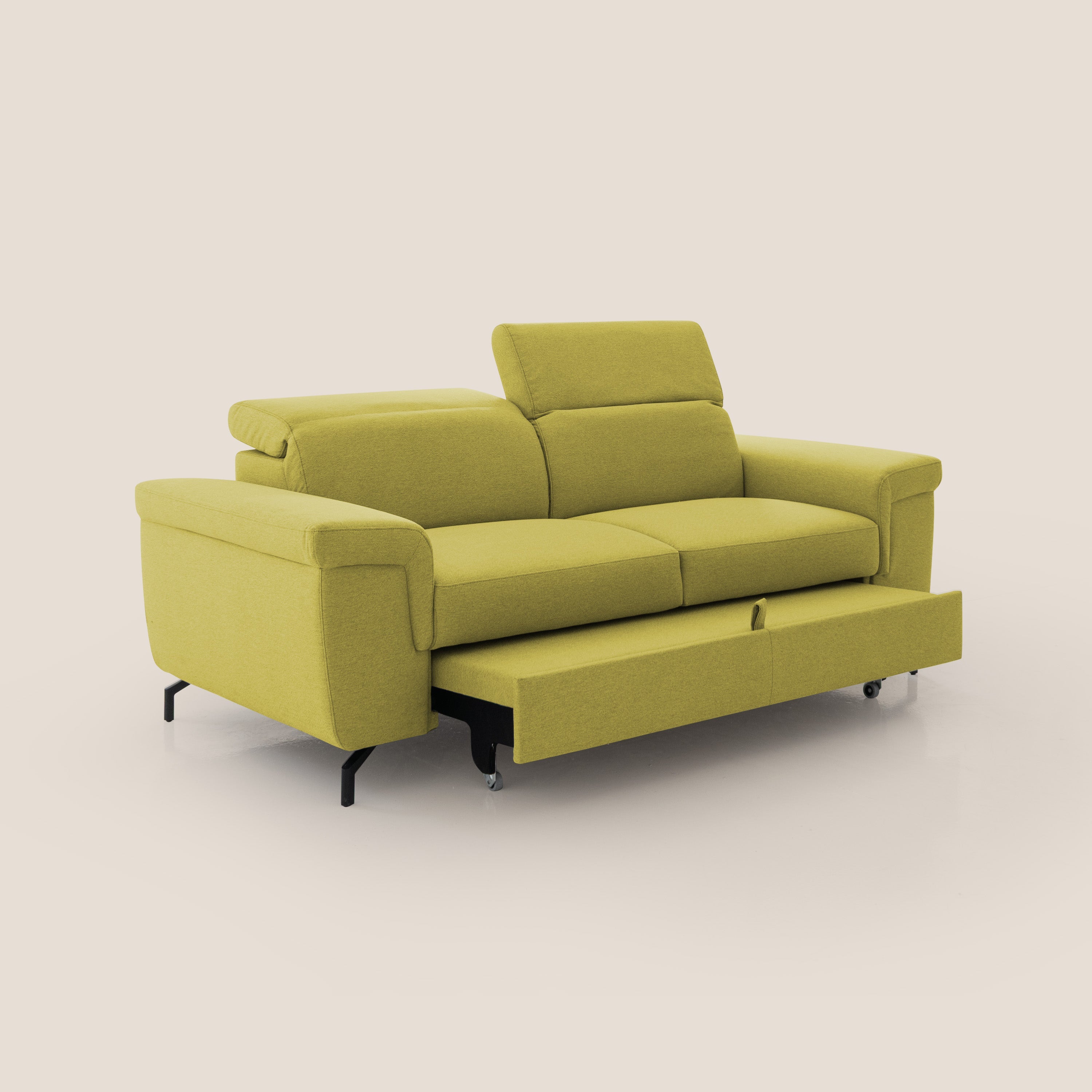 Aisha Divano con poggiapiedi estraibile piedini alti e poggiatesta reclinabili in tessuto Smacchiabile T05 giallo - divani.store