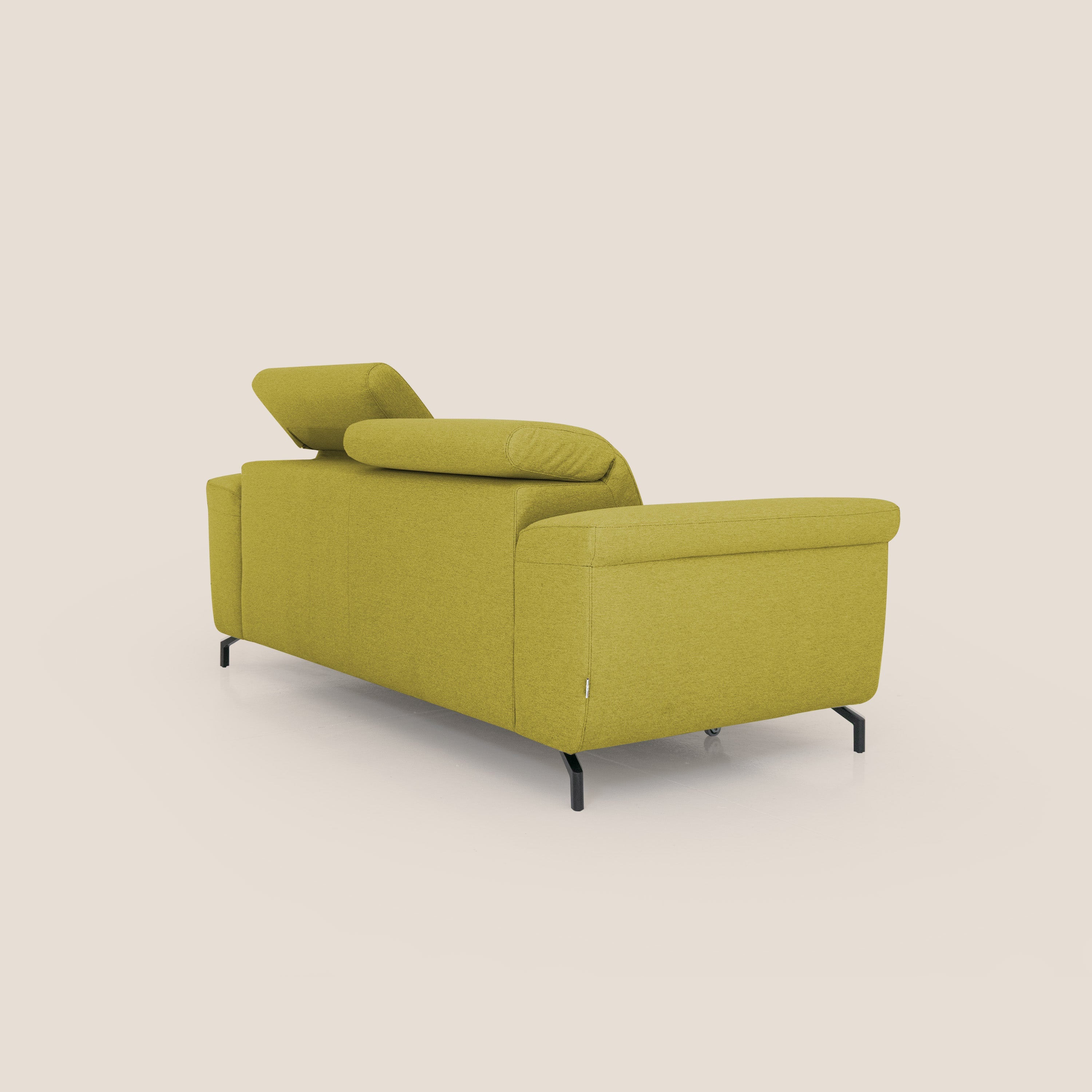 Aisha Divano con poggiapiedi estraibile piedini alti e poggiatesta reclinabili in tessuto Smacchiabile T05 giallo - divani.store