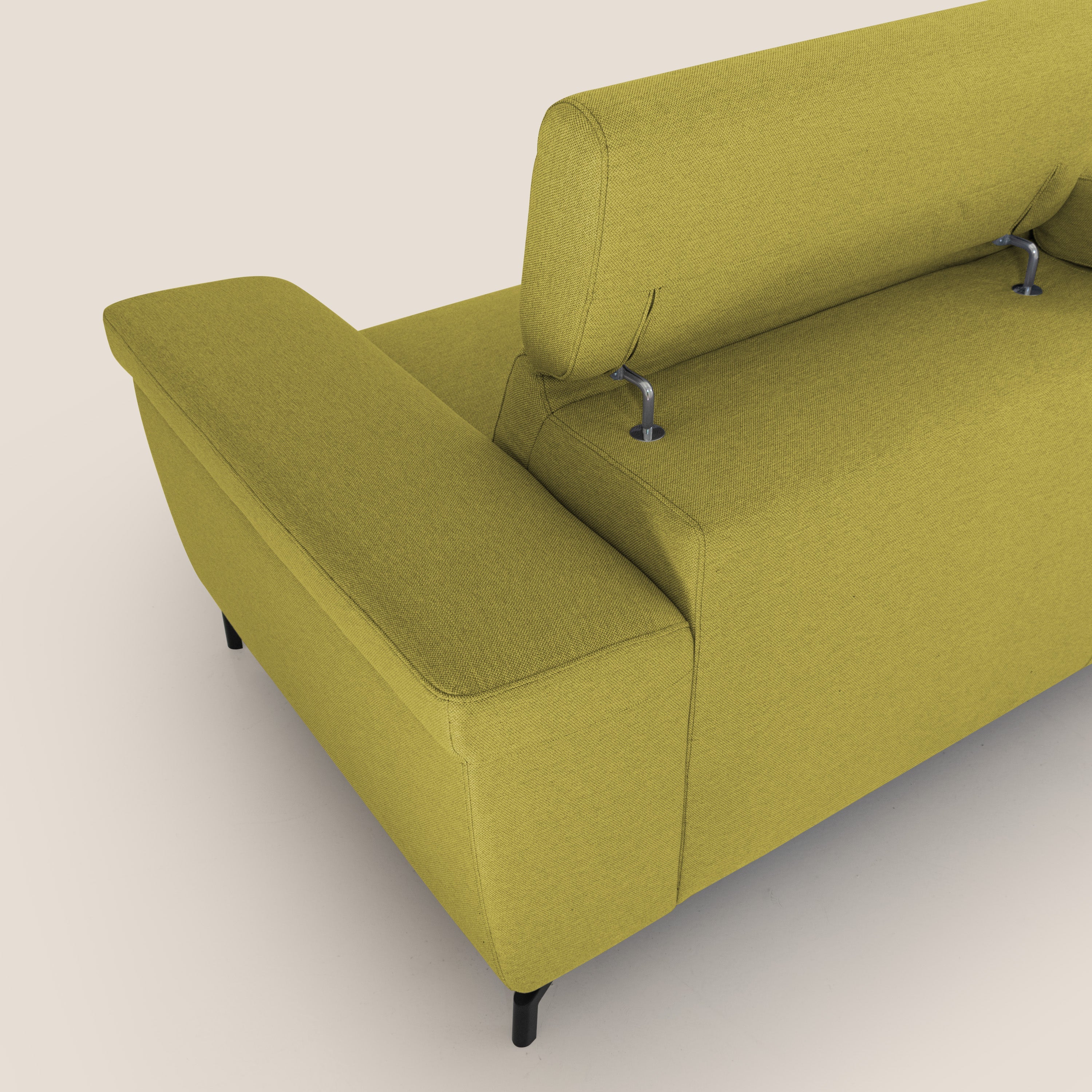 Aisha Divano con poggiapiedi estraibile piedini alti e poggiatesta reclinabili in tessuto Smacchiabile T05 giallo - divani.store