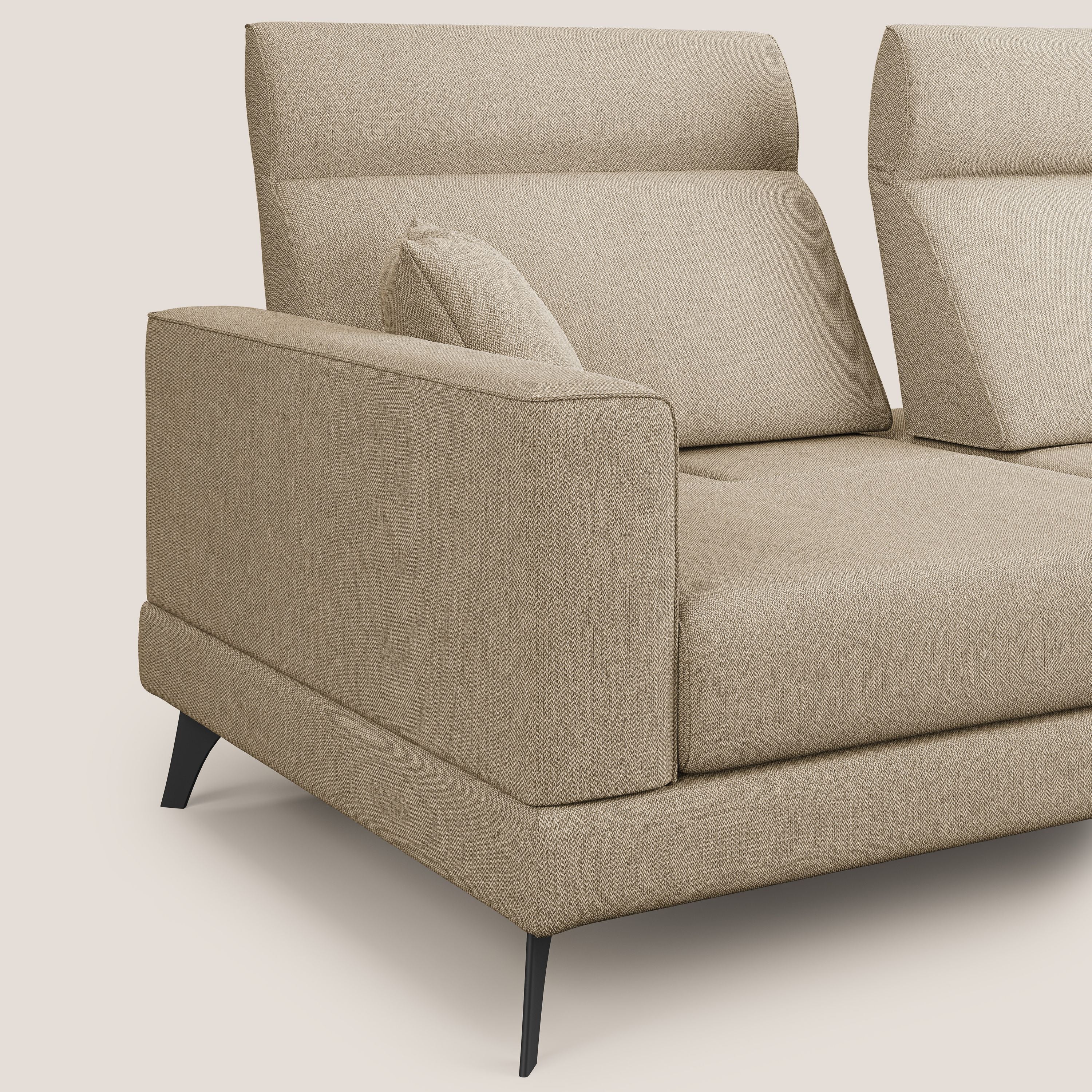 Slide Divano con schienali traslanti e poggiatesta in tessuto smacchiabile T05 beige - divani.store