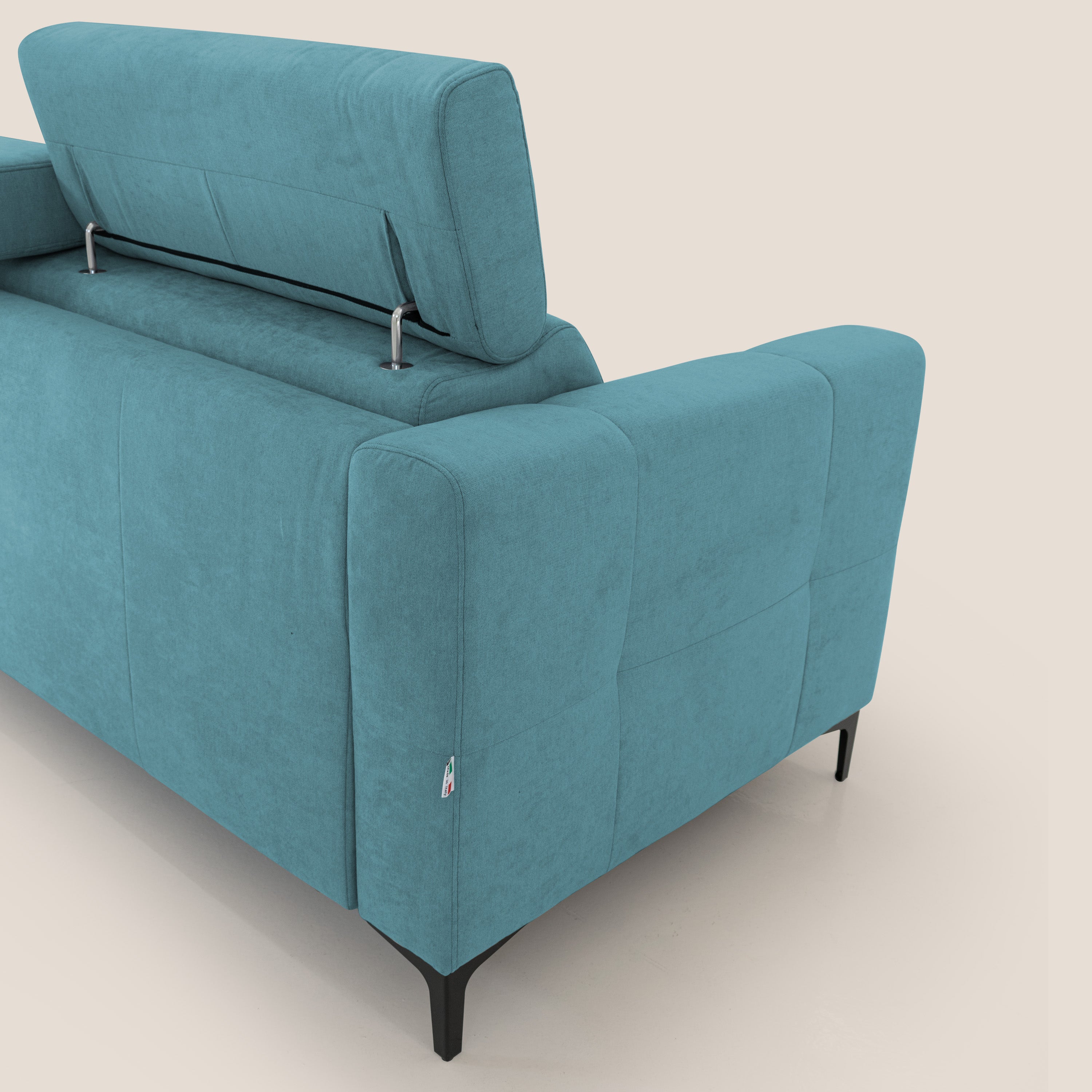 Gardenia divano letto materasso alto 18 cm con poggiatesta reclinabili e rivestimento impermeabile T02 azzurro - divani.store