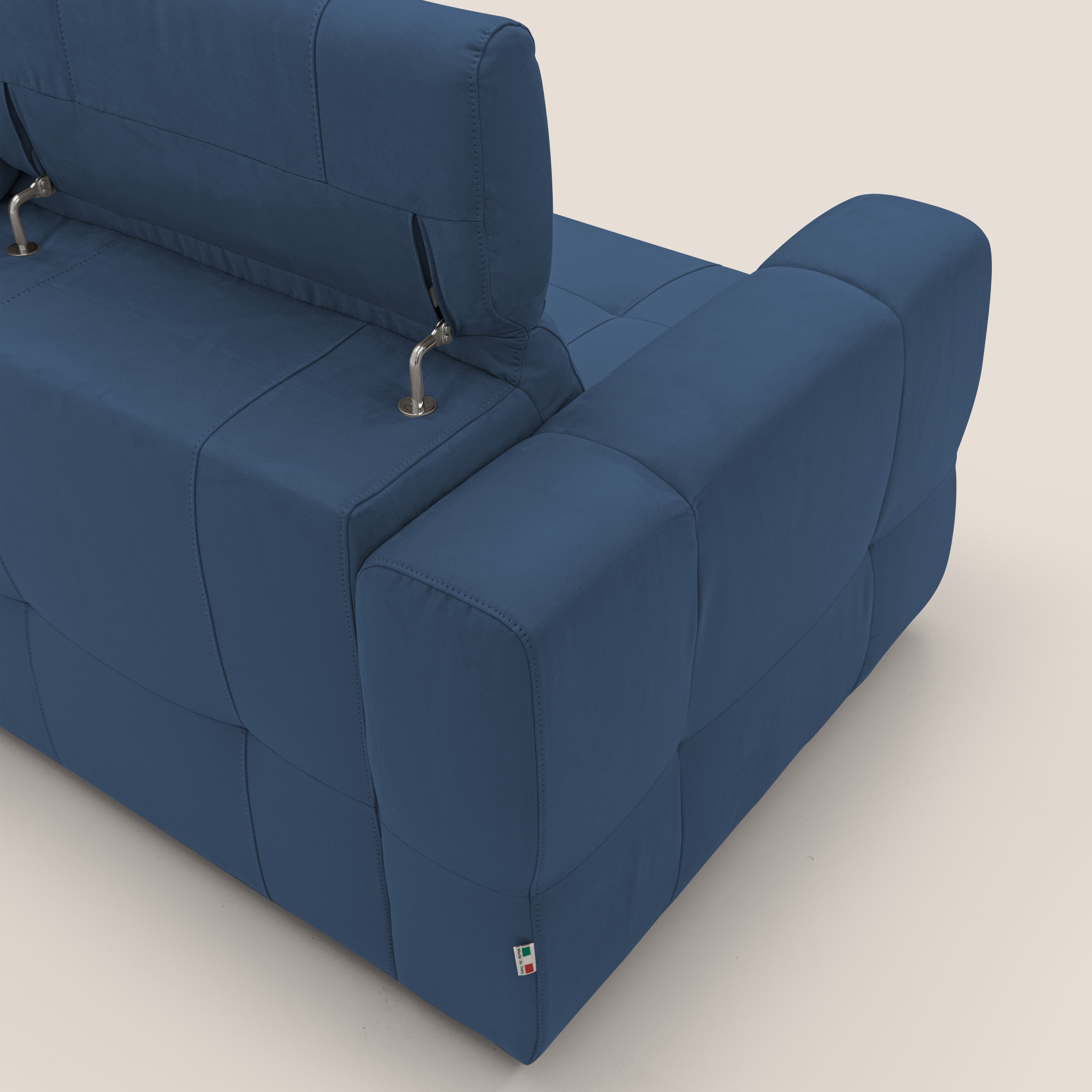 Kronos Divano angolare con pouf estraibile e penisola contenitore in microfibra impermeabile T11 blu - divani.store