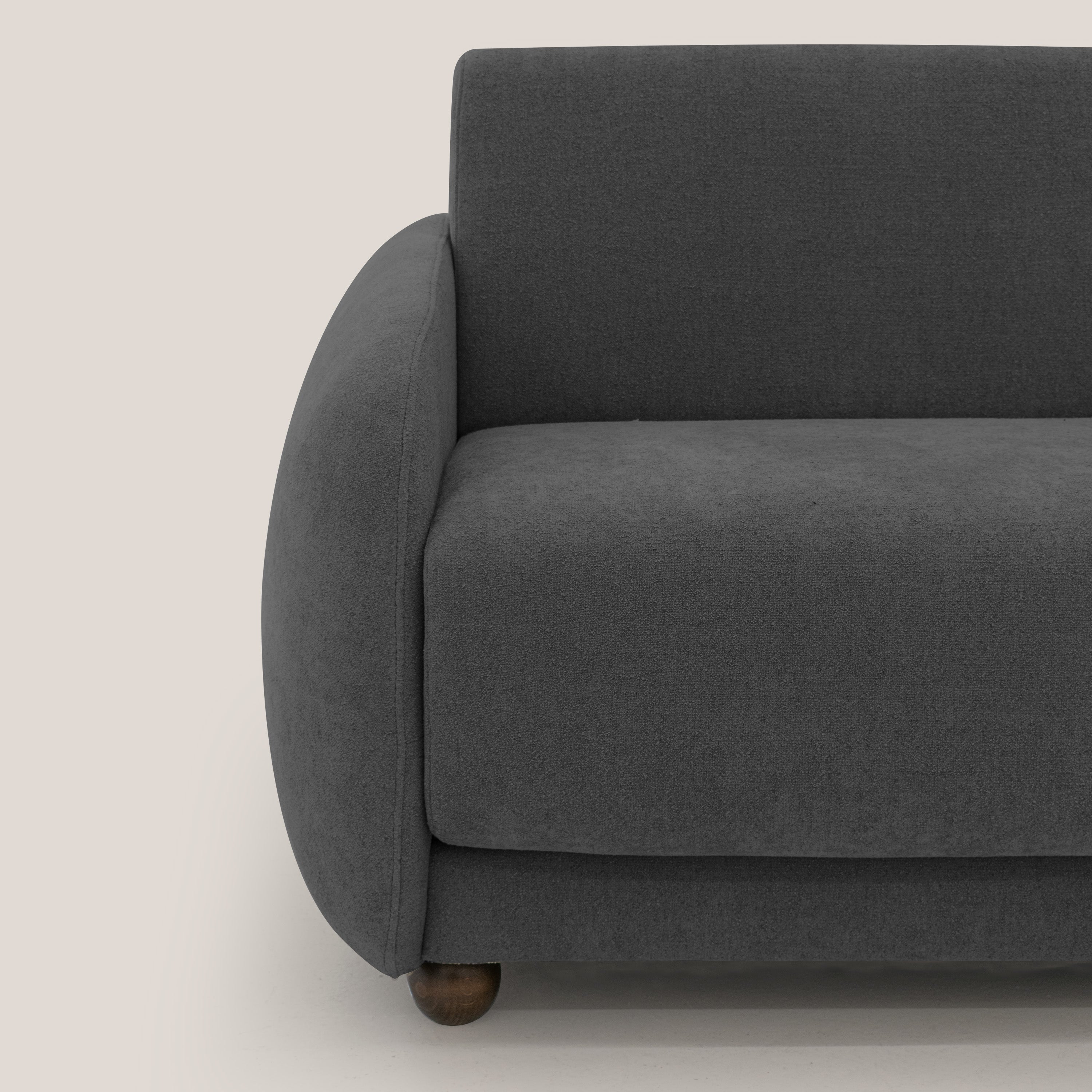 Giglio divano letto scandinavo japandi con materasso H18 cm in tessuto Bouclé impermeabile T07 antracite - divani.store