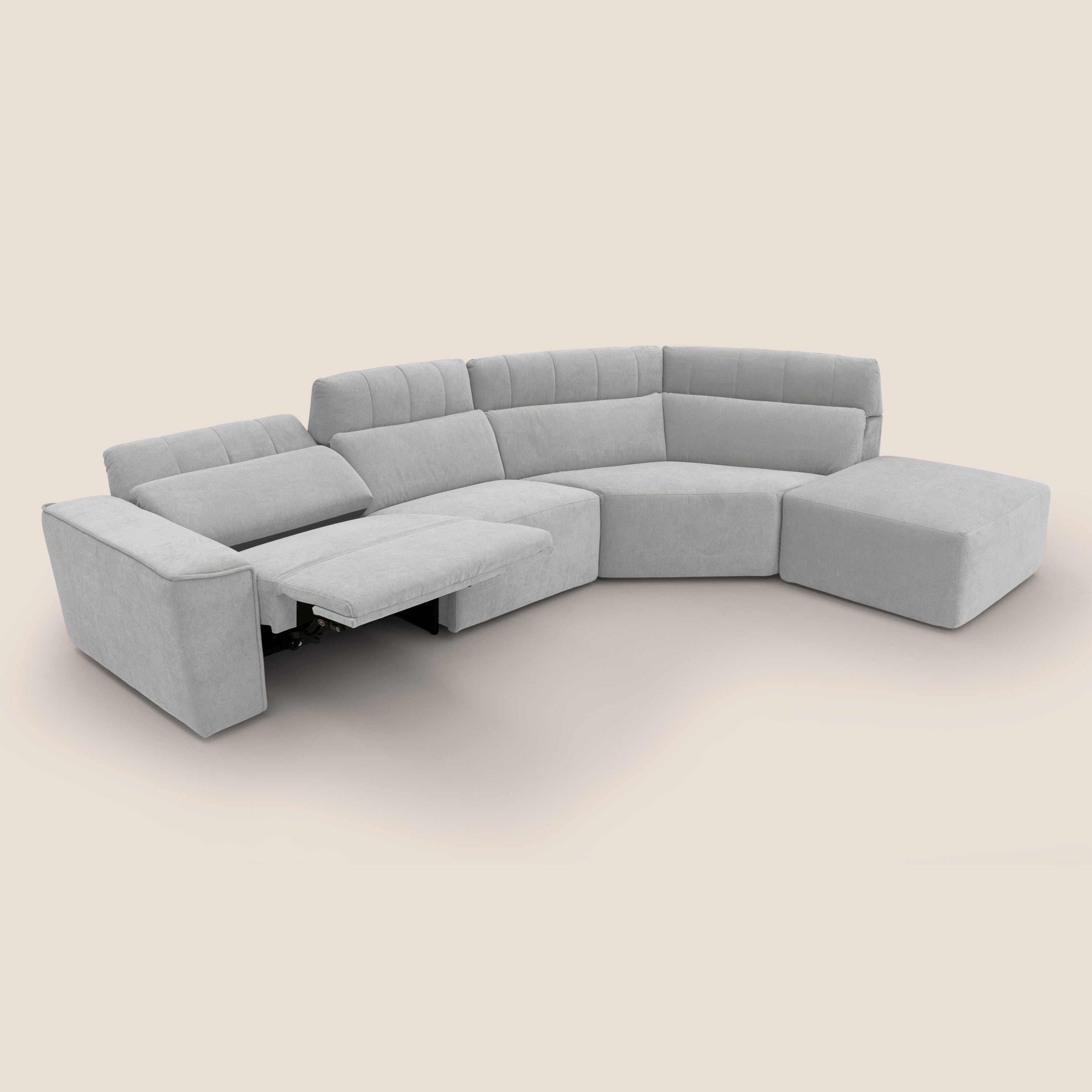 Clark Divano angolare con opzione relax elettrico in tessuto smacchiabile impermeabile T17 grigio - divani.store