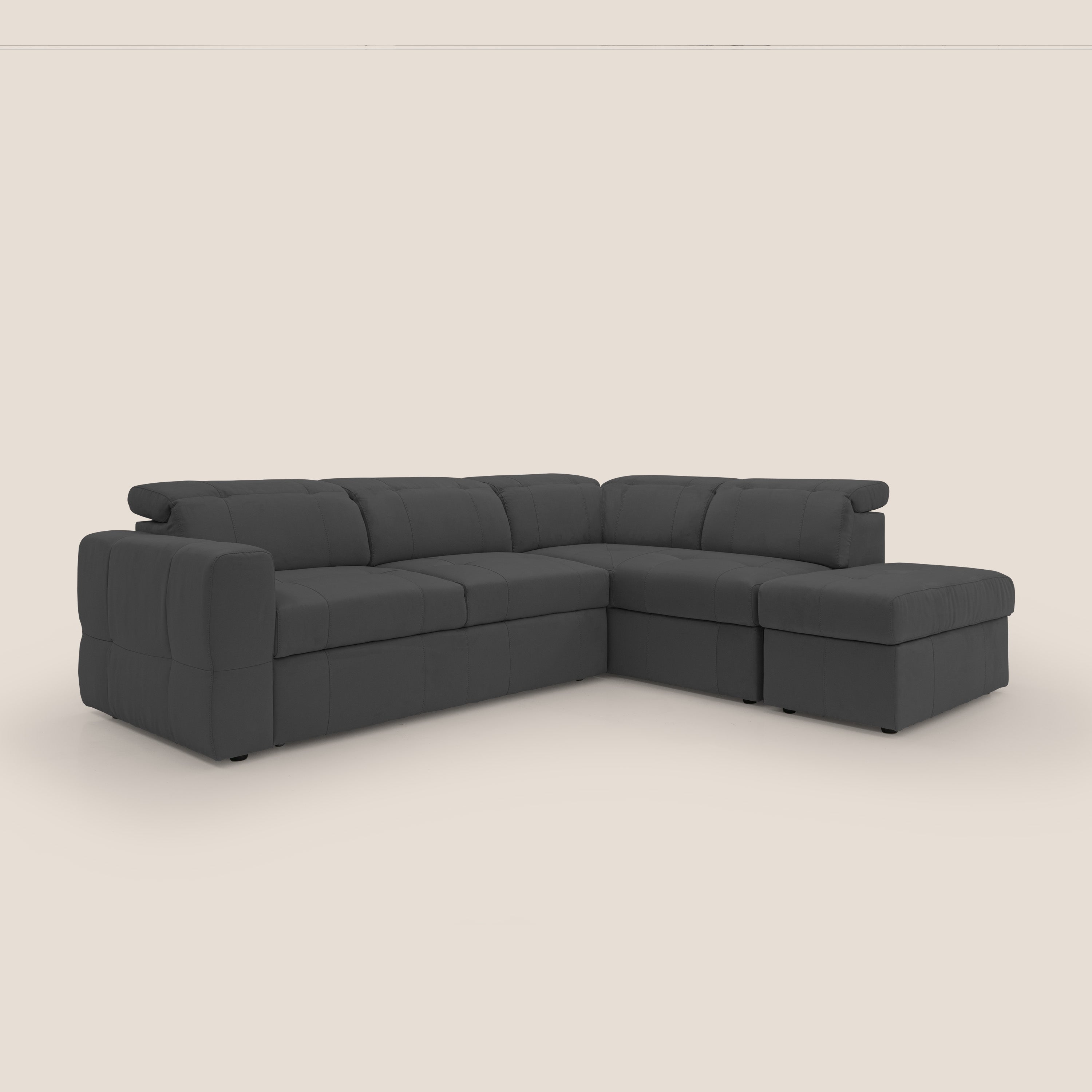 Kronos Divano angolare con poggiapiedi estraibile e pouf contenitore mobile in microfibra impermeabile T11 nero - divani.store