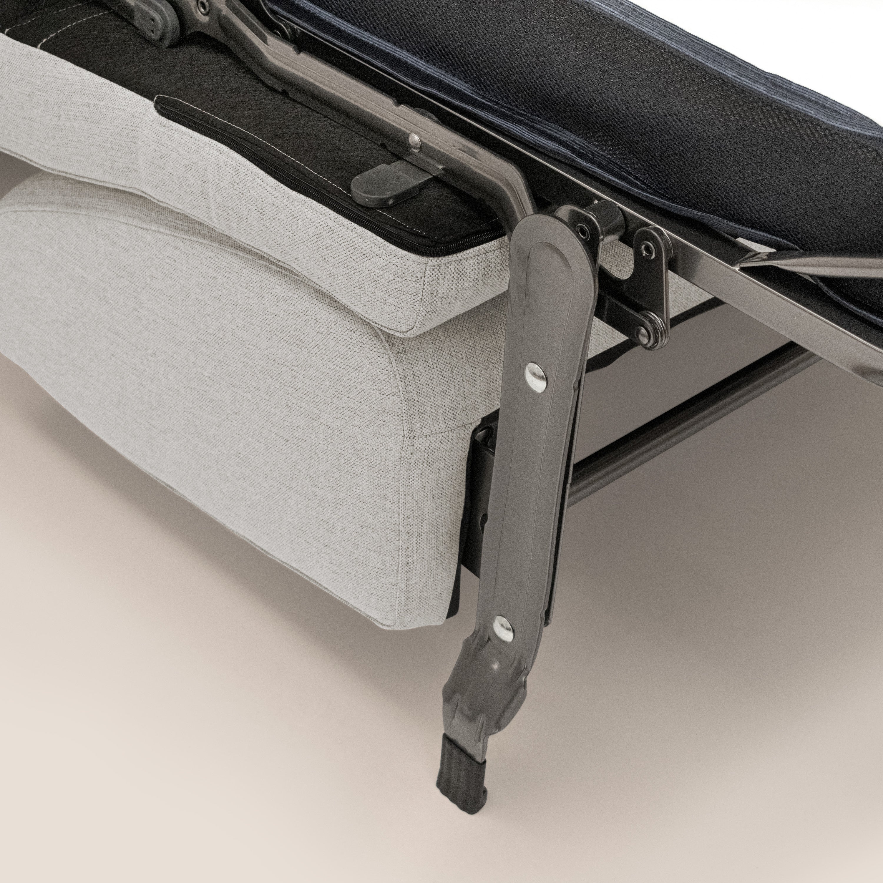 Scarlet Schlafsofa aus wasserfestem Baumwollmischgewebe T19 creme