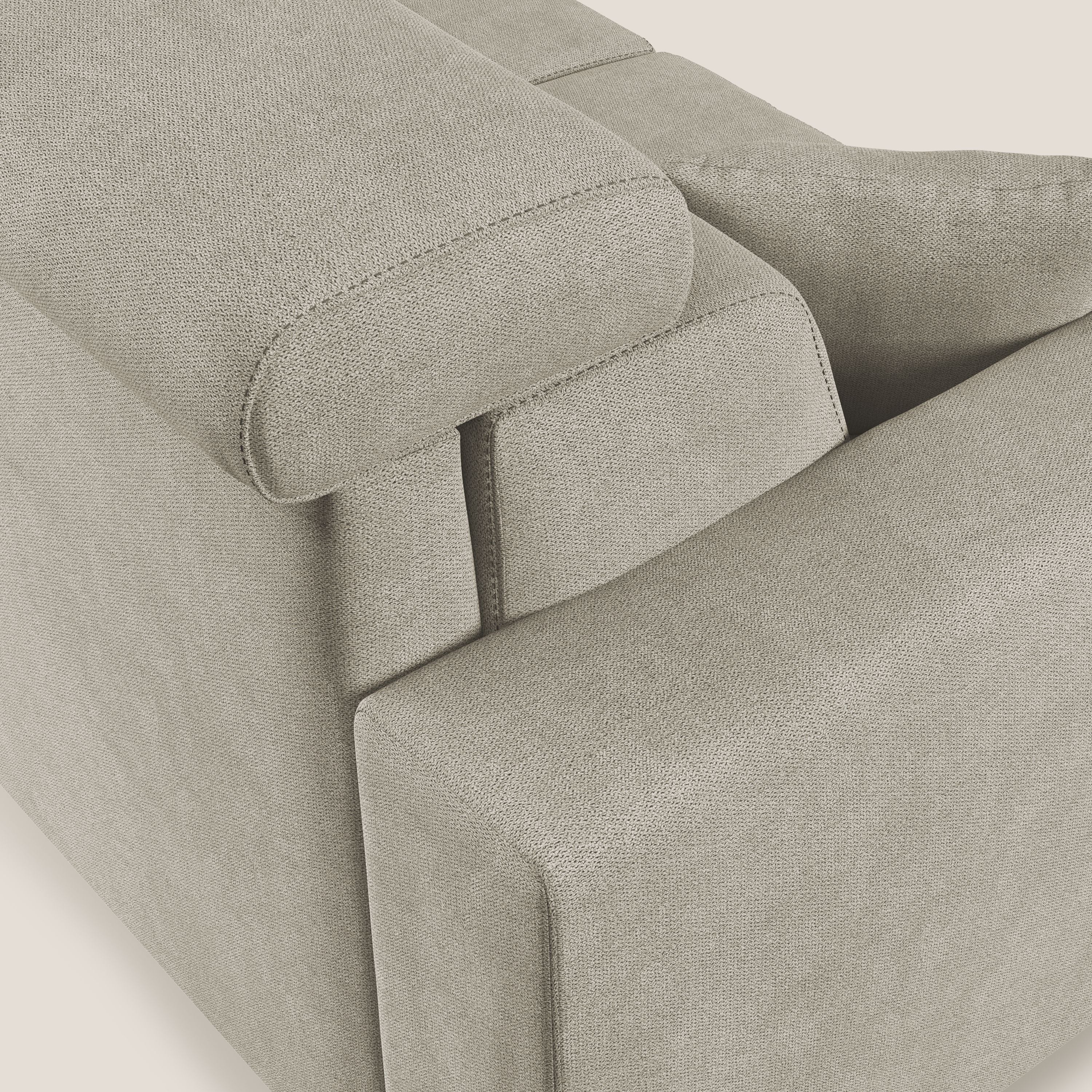 Pegaso divano letto angolare con poggiatesta reclinabili e rivestimento impermeabile T02 panna - divani.store