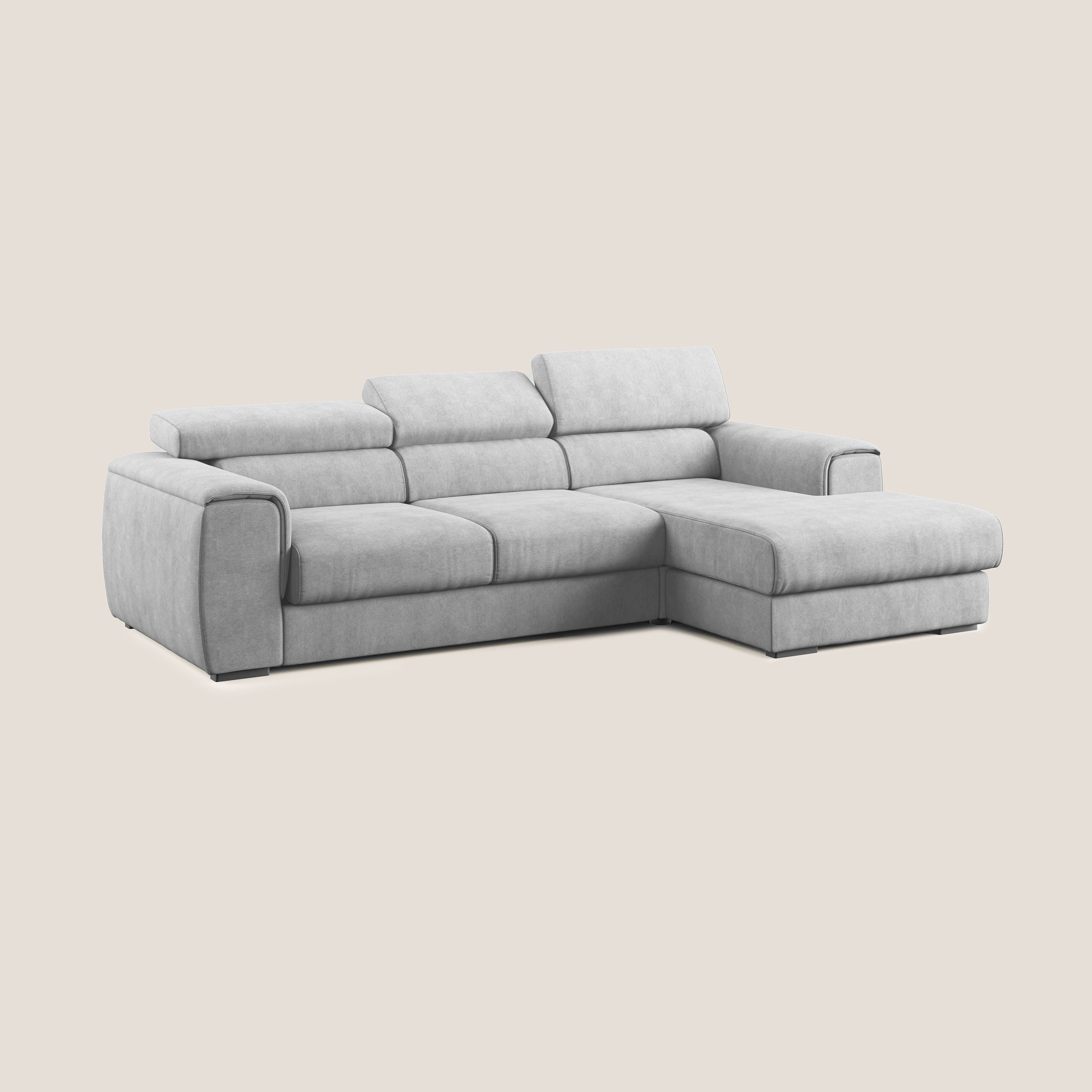 Zeno Divano angolare con pouf estraibile poggiapiedi in tessuto morbido impermeabile T02 grigio chiaro - divani.store