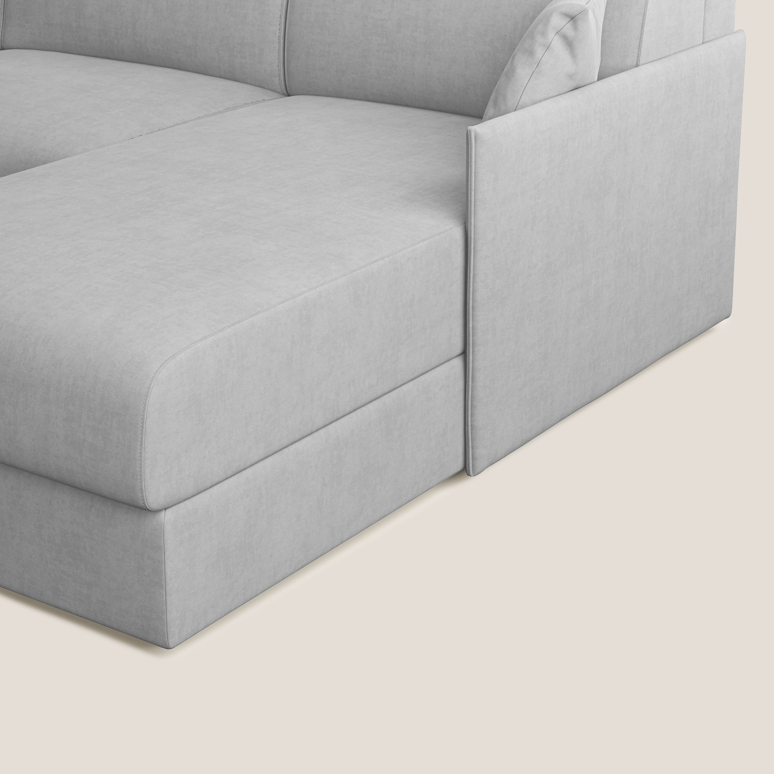 Evans Divano letto angolare con penisola in morbido tessuto impermeabile T02 grigio chiaro - divani.store