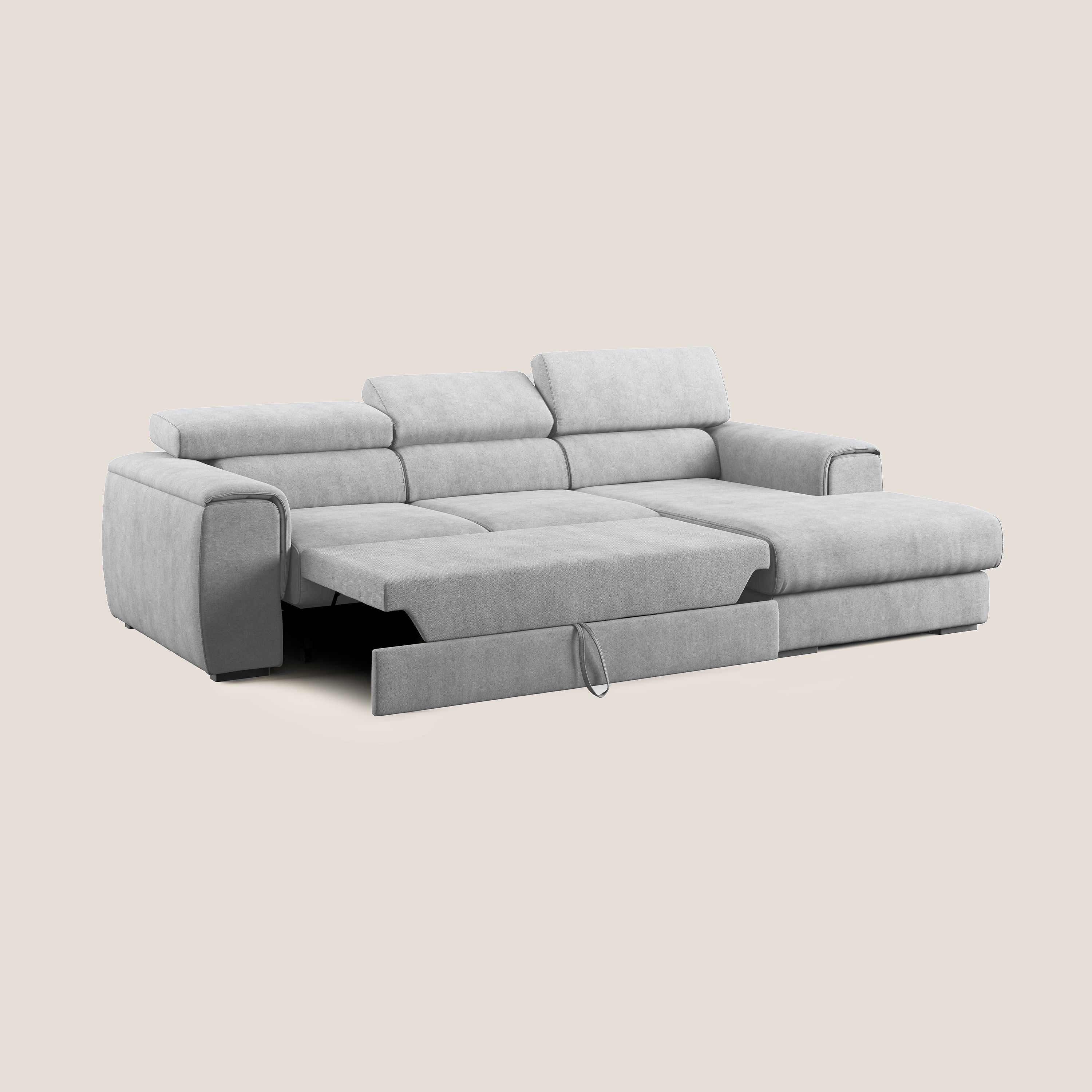 Zeno Divano angolare con pouf estraibile poggiapiedi in tessuto morbido impermeabile T02 grigio chiaro - divani.store