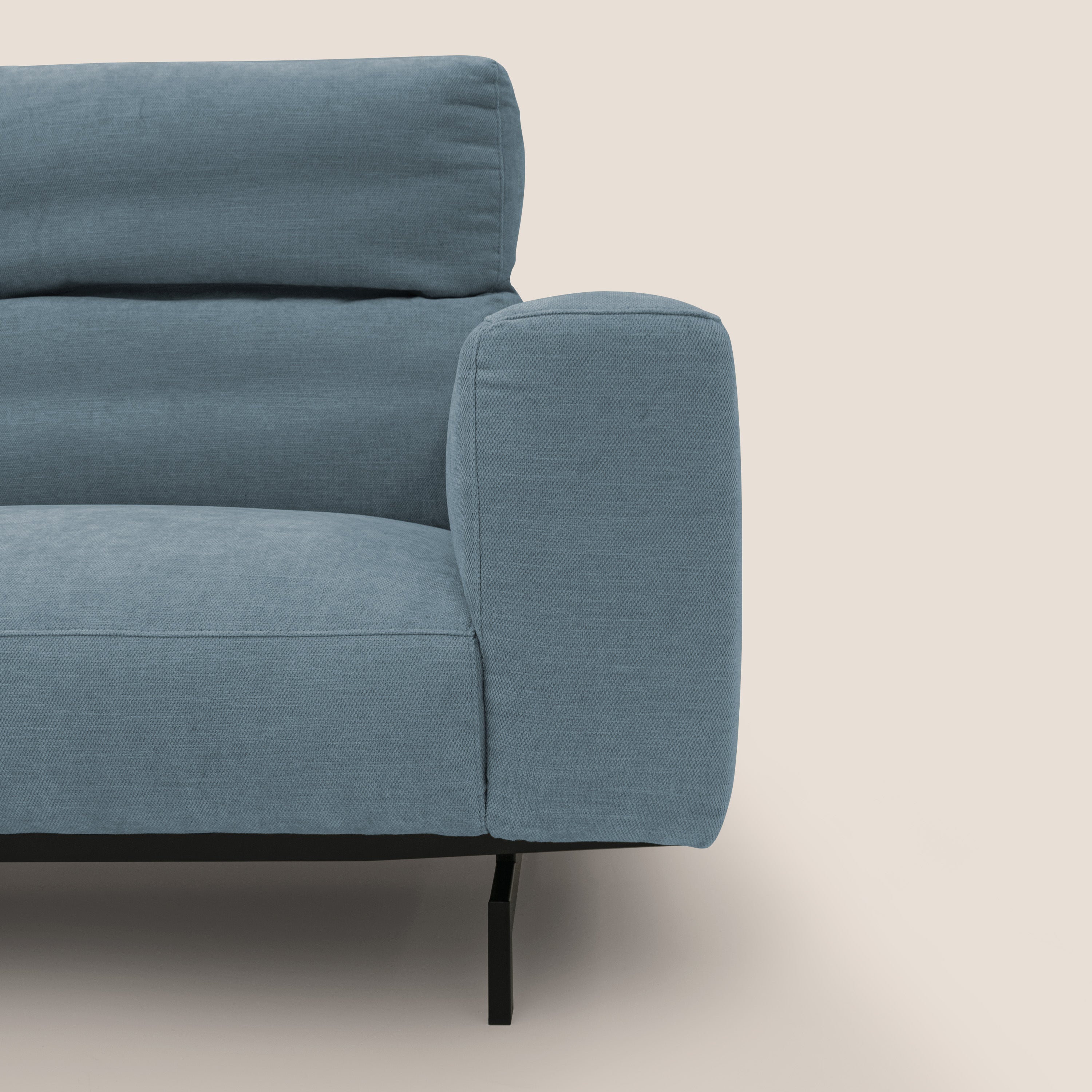 Sakura divano in piuma d'oca modulare componibile in morbido tessuto fiammato impermeabile T14 carta da zucchero - divani.store