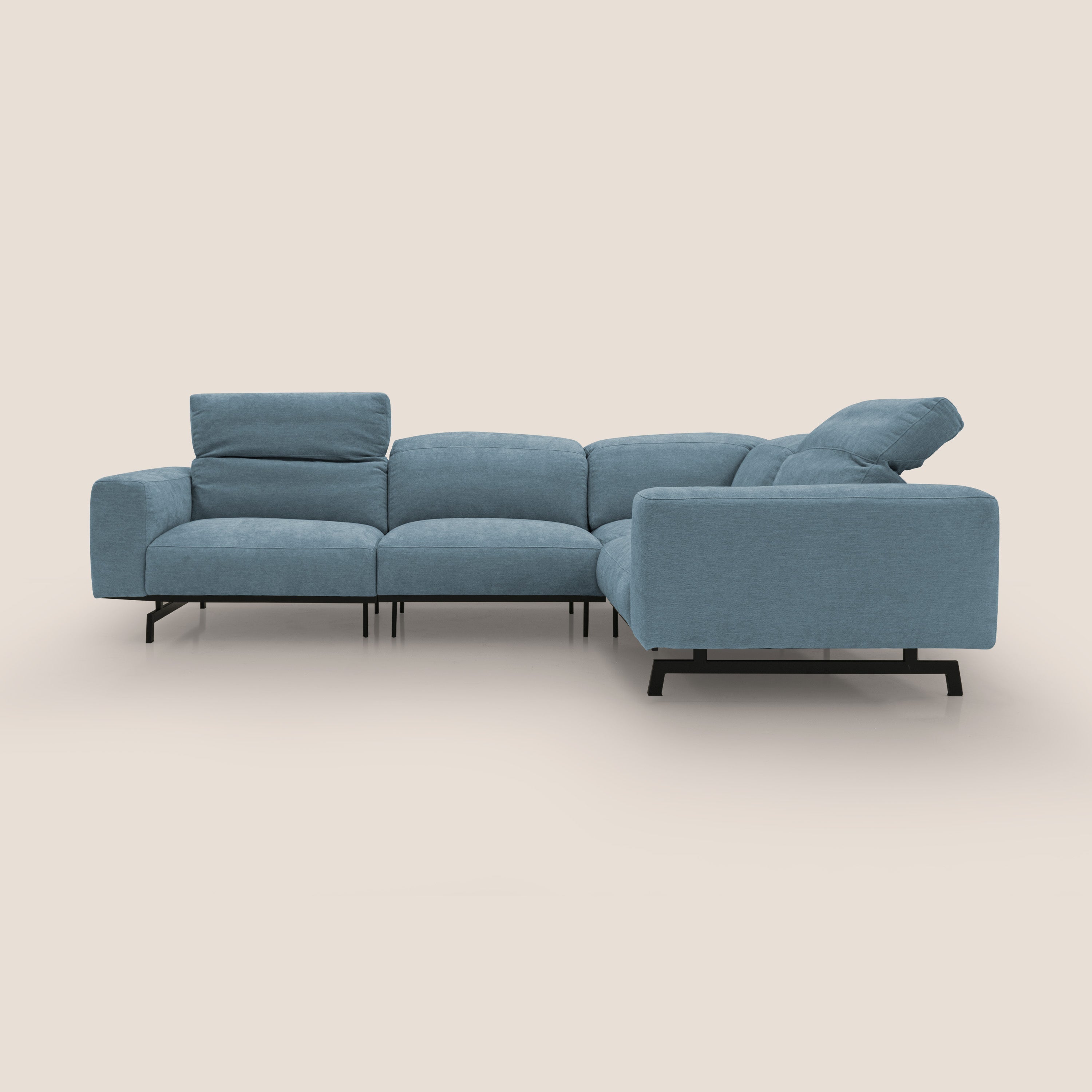 Sakura divano in piuma d'oca angolare REVERSIBILE in morbido tessuto fiammato impermeabile T14 carta da zucchero - divani.store