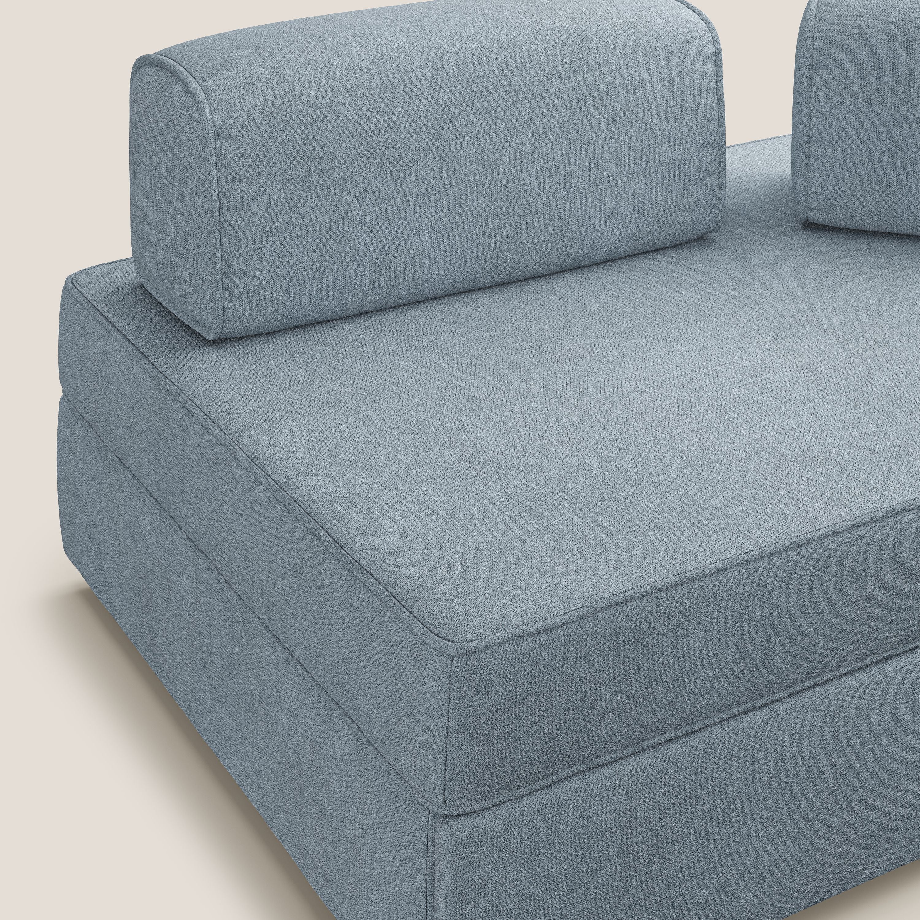 Liberty divano con pouf estraibile e schienali movibili in tessuto morbido impermeabile T02 carta da zucchero - divani.store