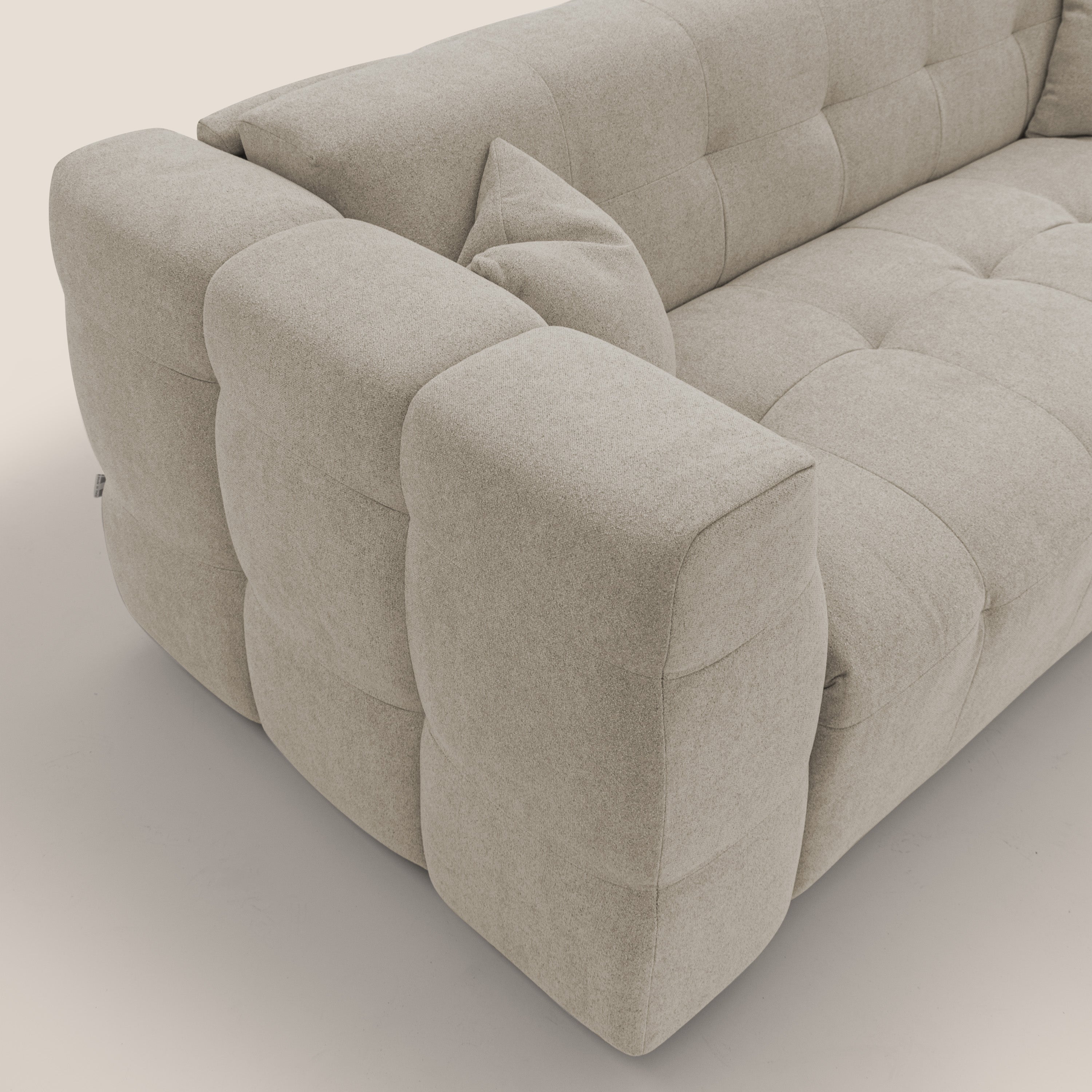 Tender Divano letto matrimoniale dal design innovativo in tessuto bouclet impermeabile T07 beige - divani.store