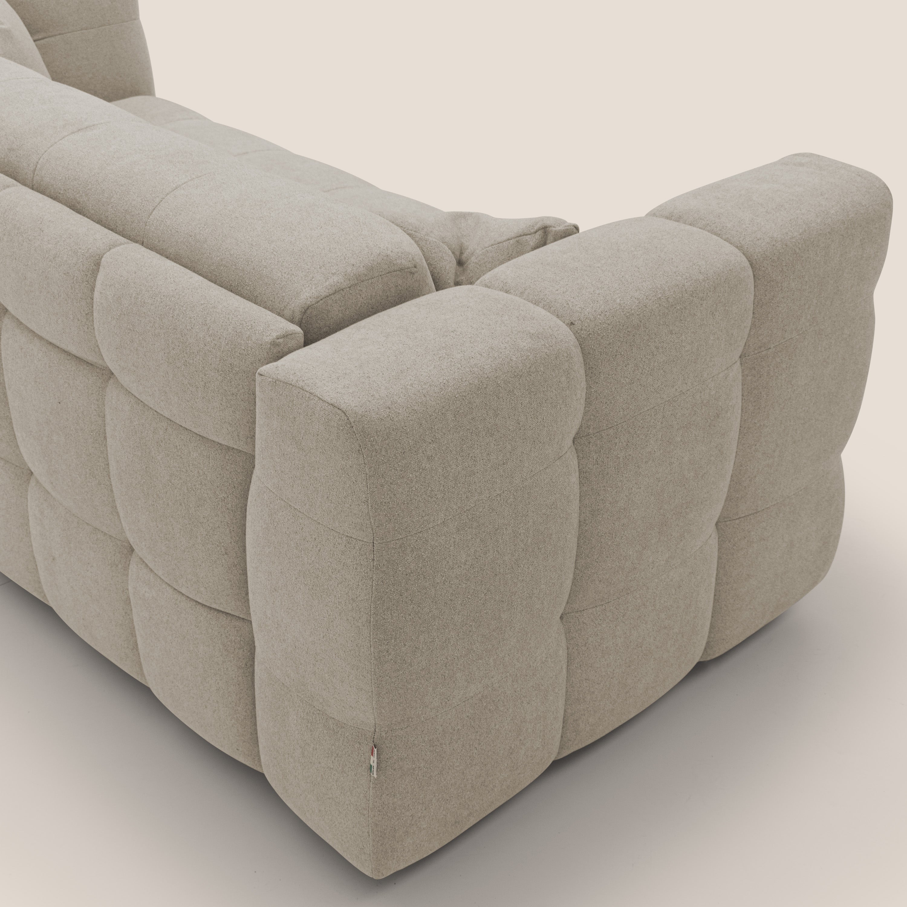 Tender Divano letto matrimoniale dal design innovativo in tessuto bouclet impermeabile T07 beige - divani.store