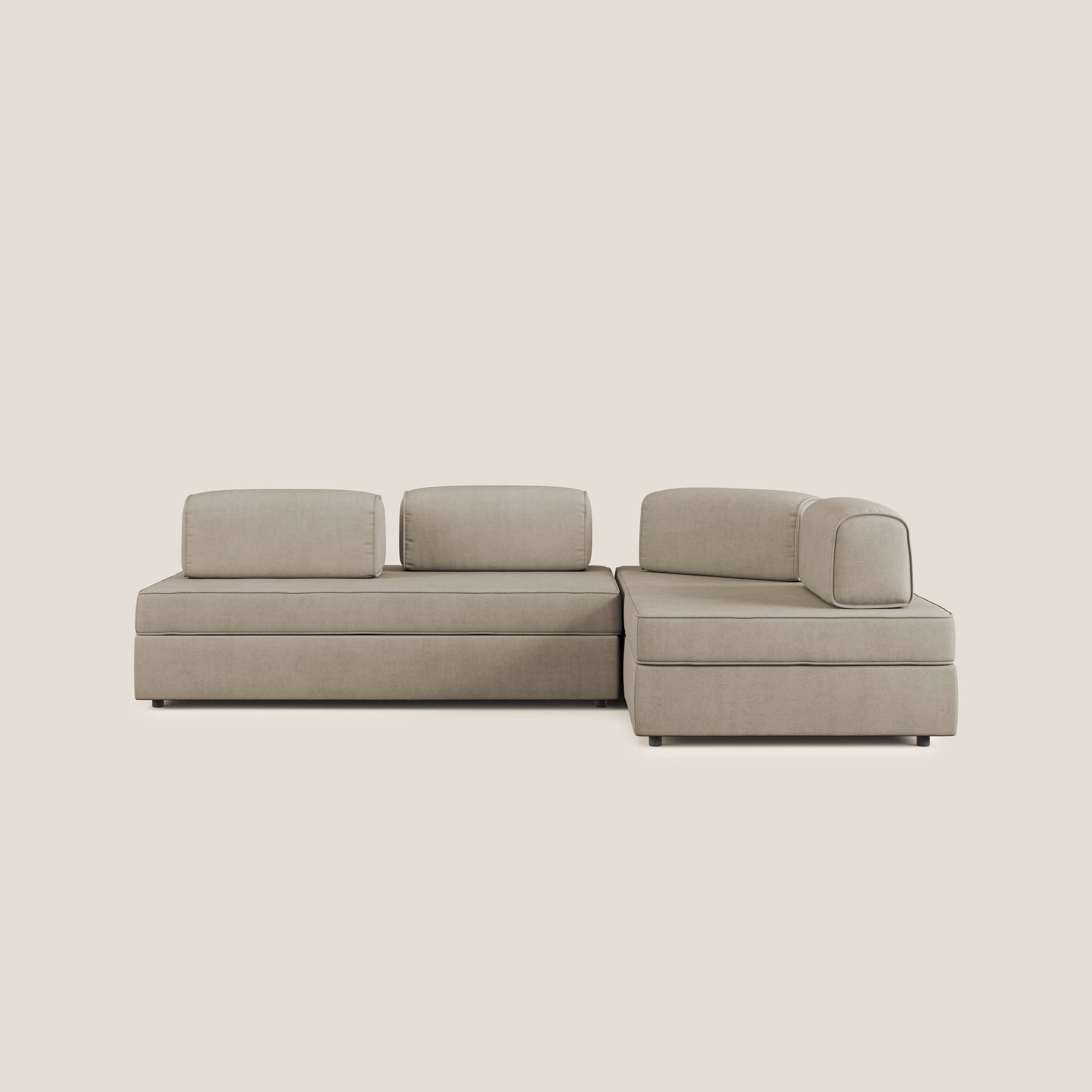 Liberty divano angolare con pouf estraibile e schienali movibili in tessuto morbido impermeabile T02 beige - divani.store