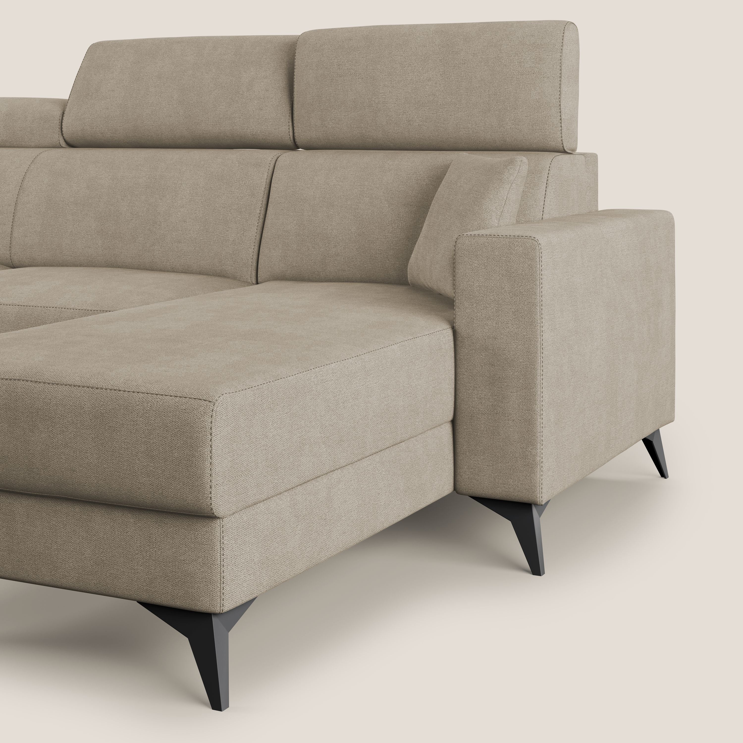 Pegaso divano letto angolare con poggiatesta reclinabili e rivestimento impermeabile T02 beige - divani.store