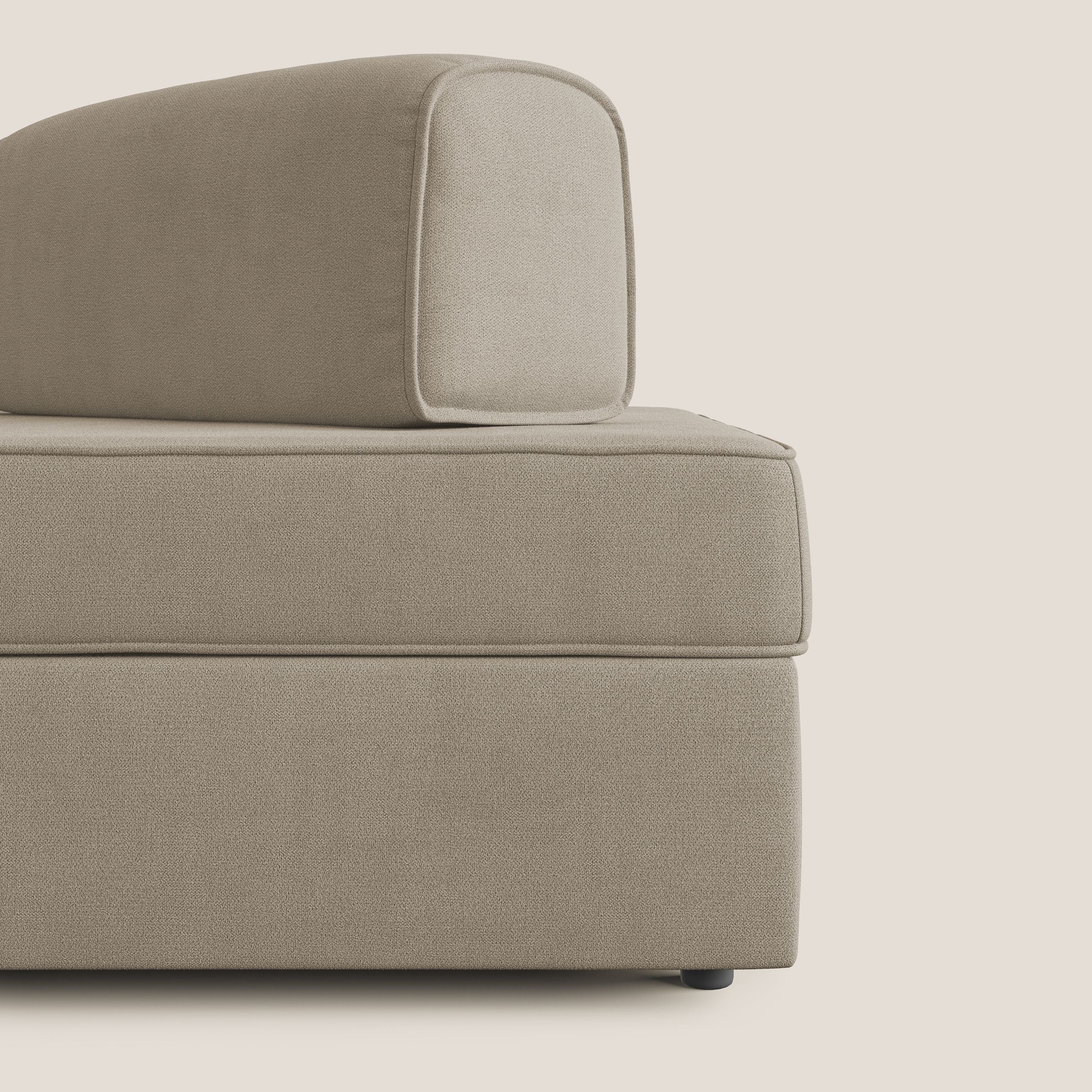 Liberty divano con pouf estraibile e schienali movibili in tessuto morbido impermeabile T02 beige - divani.store