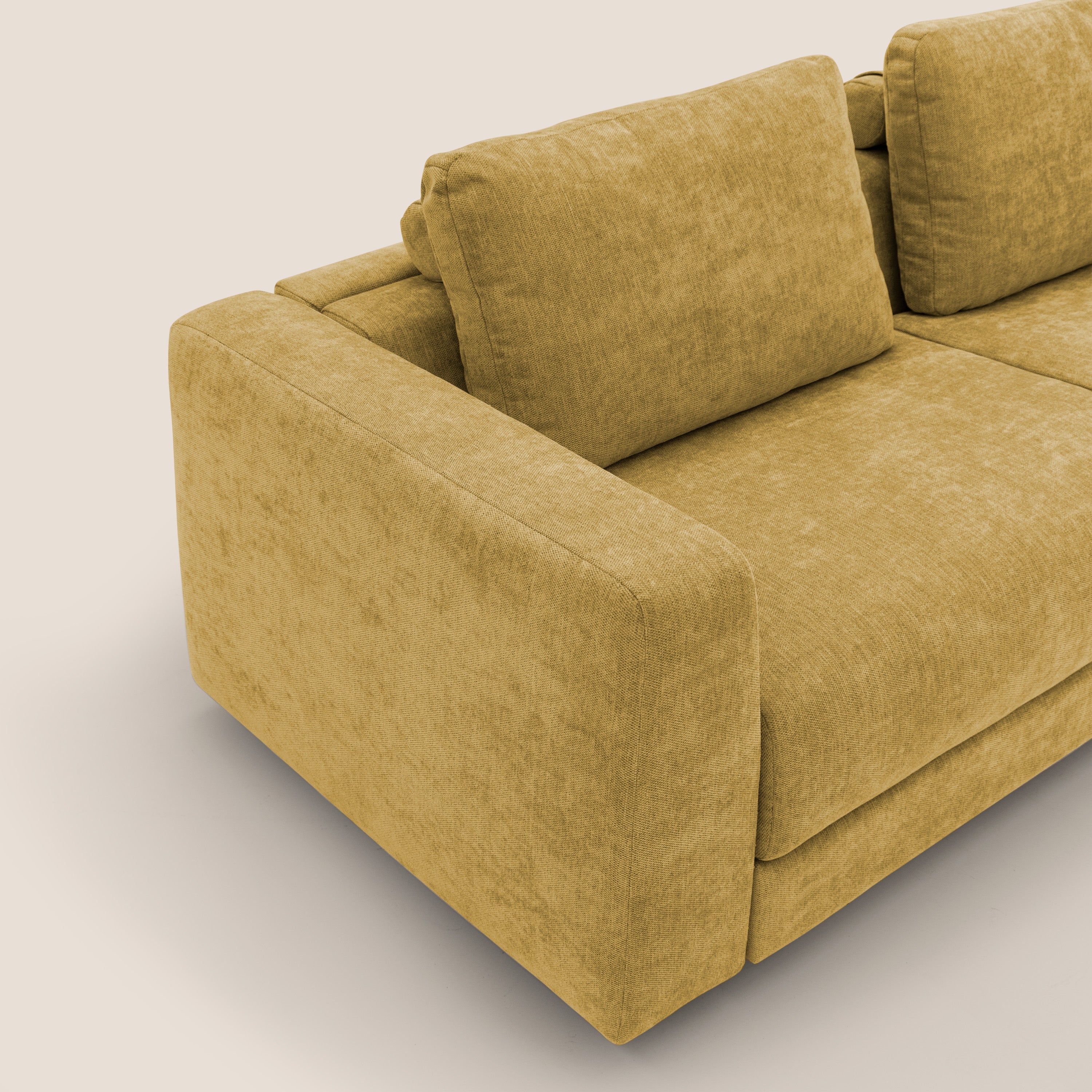 Freia Divano letto minimal materasso h15 cm con morbidi schienali in tessuto impermeabile T14 giallo - divani.store