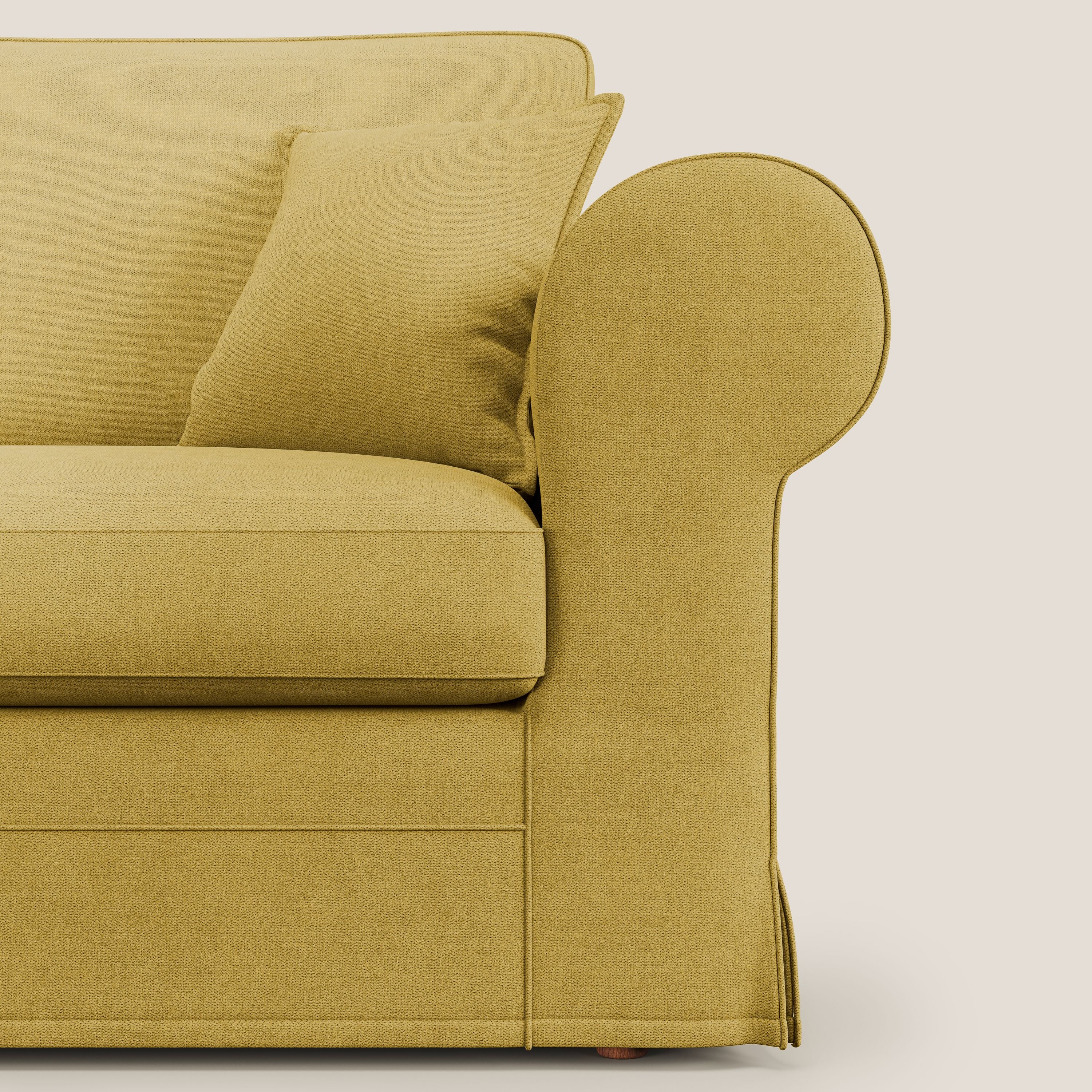 Lady divano classico in piuma d'oca realizzato con tessuto impermeabile T02 giallo - divani.store