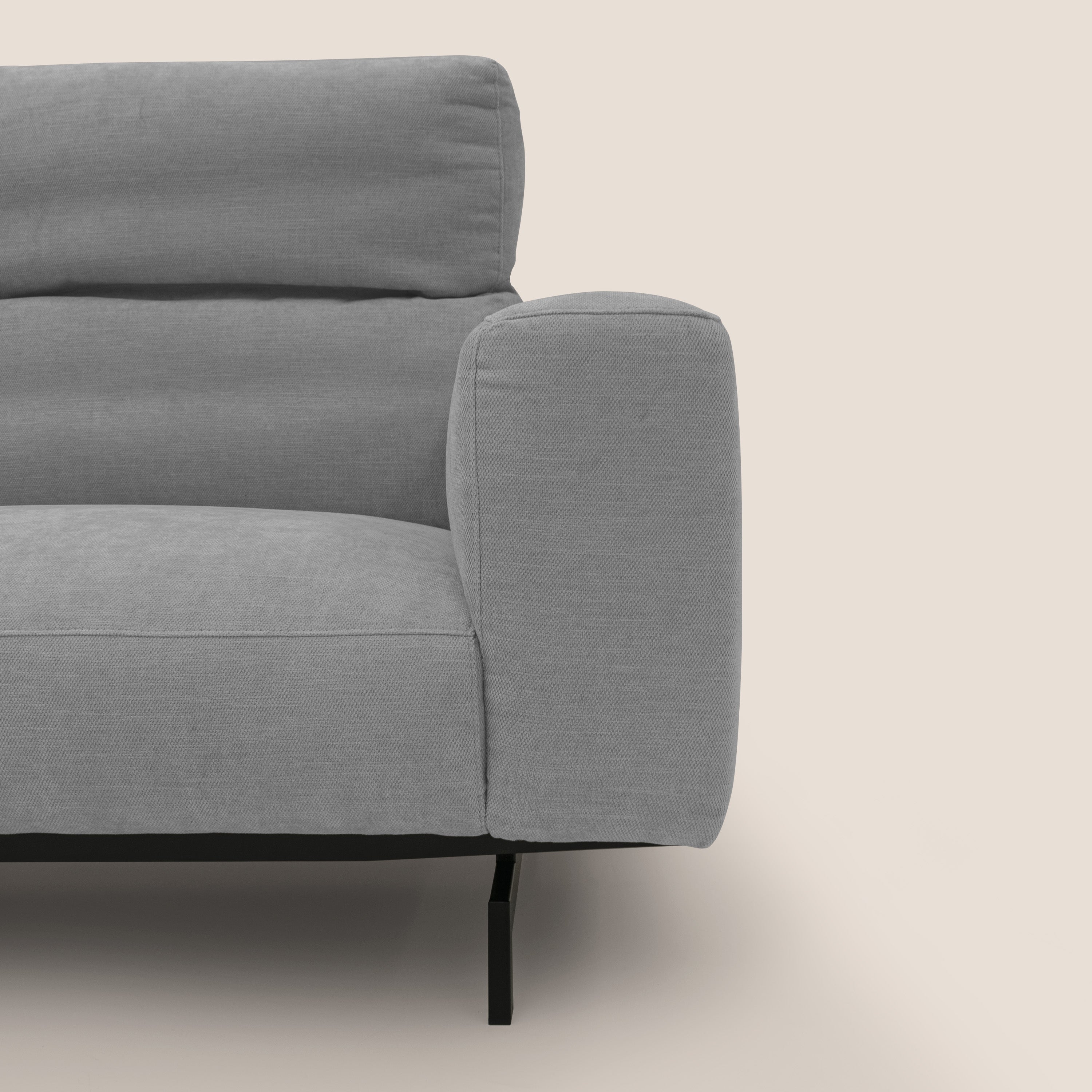 Sakura divano in piuma d'oca modulare a 3 sedute in morbido tessuto fiammato impermeabile T14 grigio chiaro - divani.store