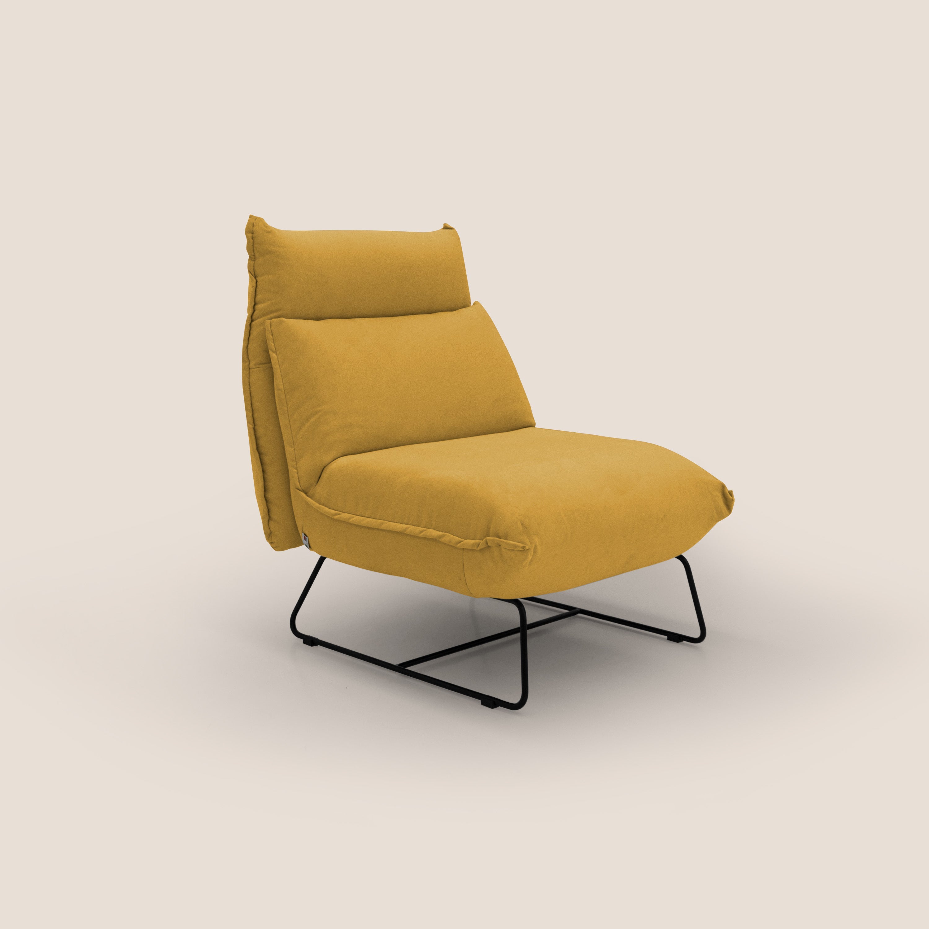 Tessa Poltroncina dal design moderno in morbida microfibra smacchiabile T11 giallo - divani.store