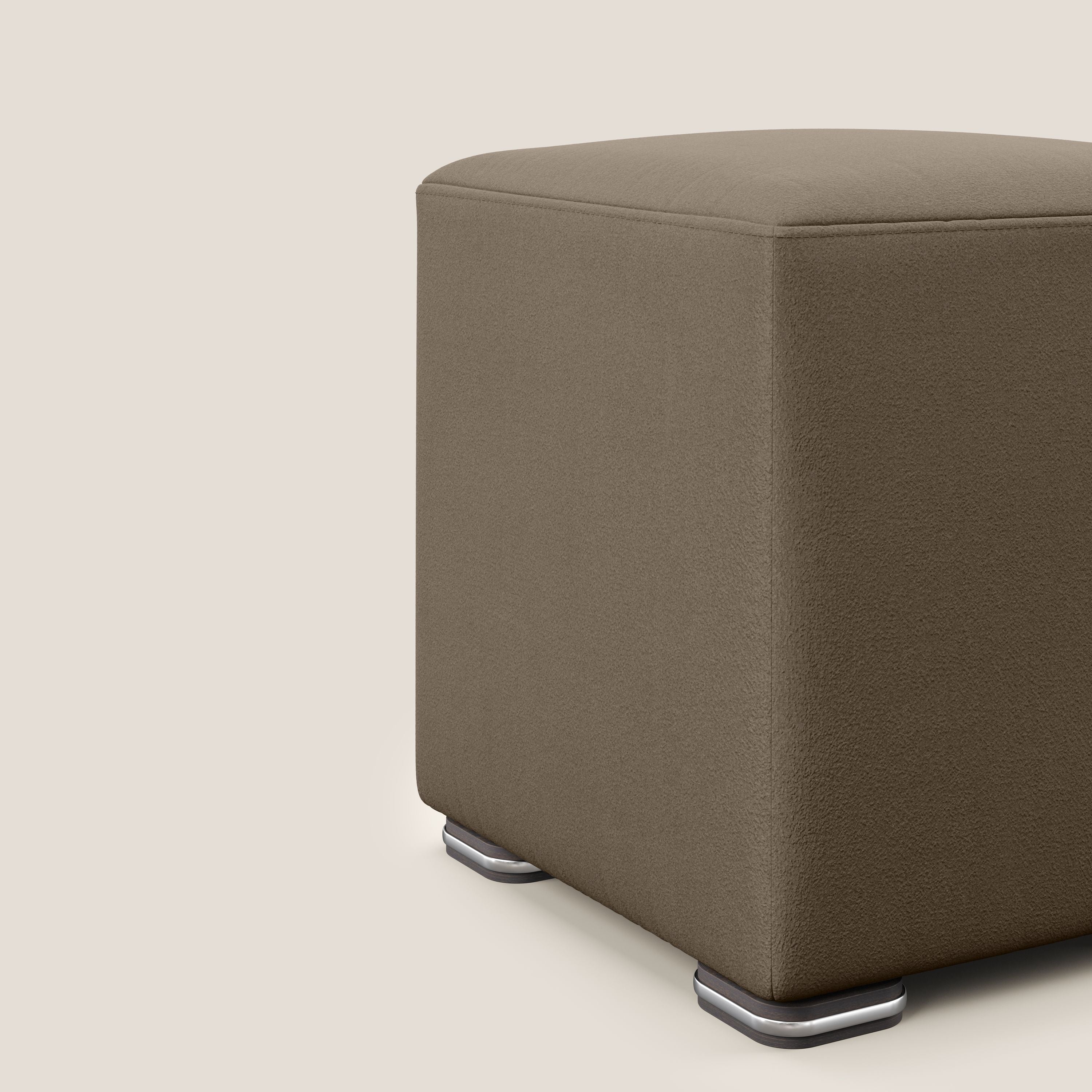 Cube pouf in microfibra smacchiabile T11 marrone - divani.store