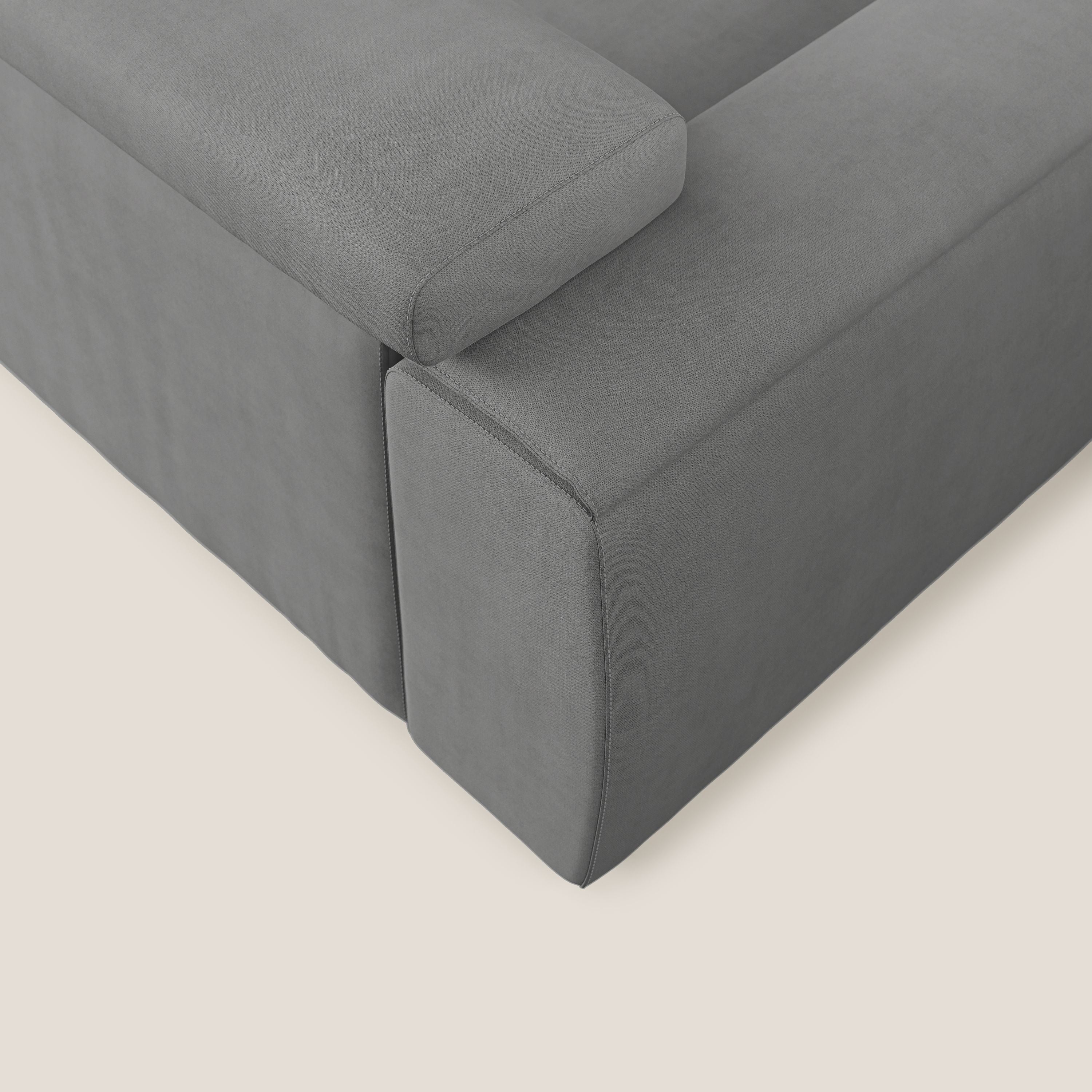 Zeno Divano angolare con pouf estraibile poggiapiedi in tessuto morbido impermeabile T02 grigio - divani.store