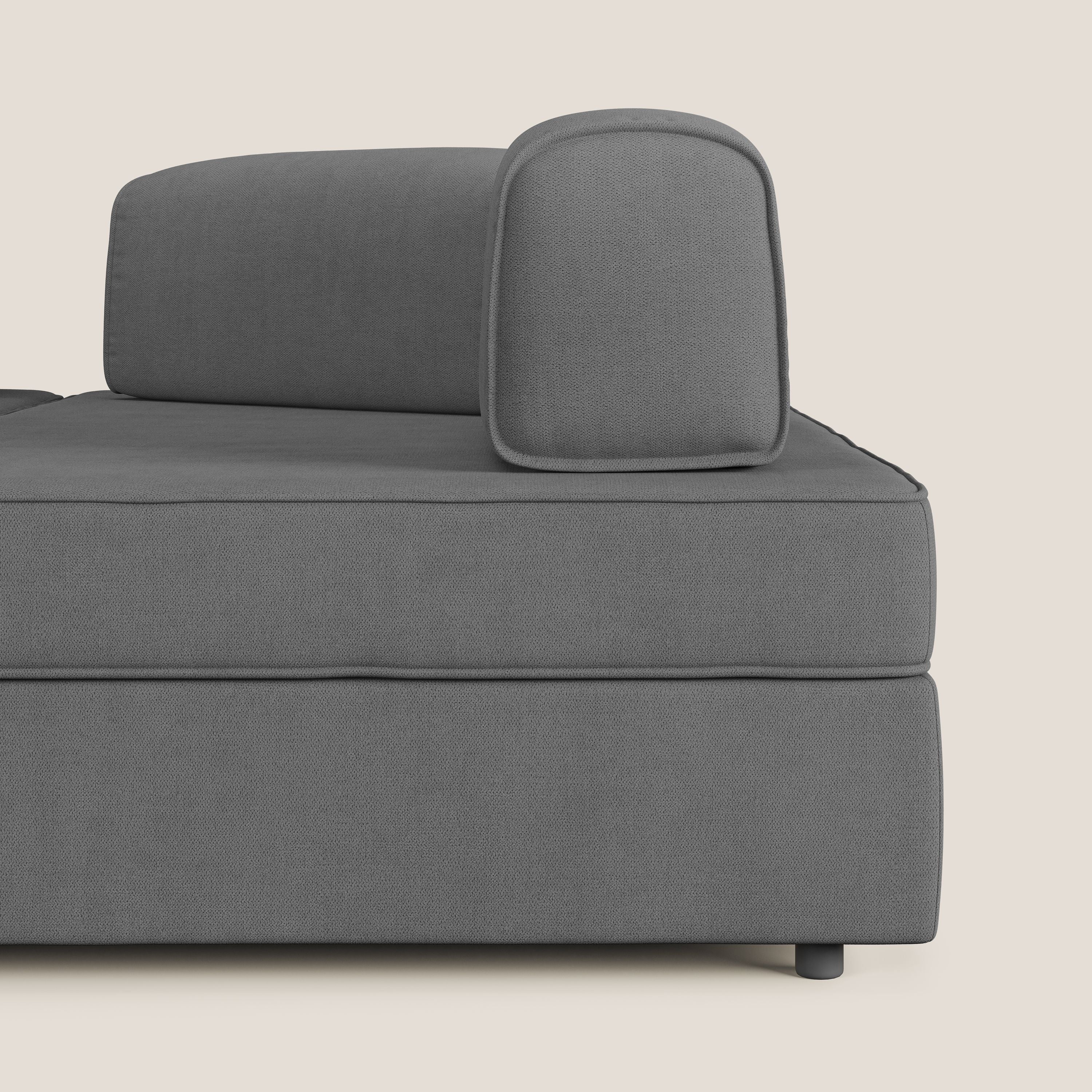 Liberty divano angolare con pouf estraibile e schienali movibili in tessuto morbido impermeabile T02 grigio - divani.store