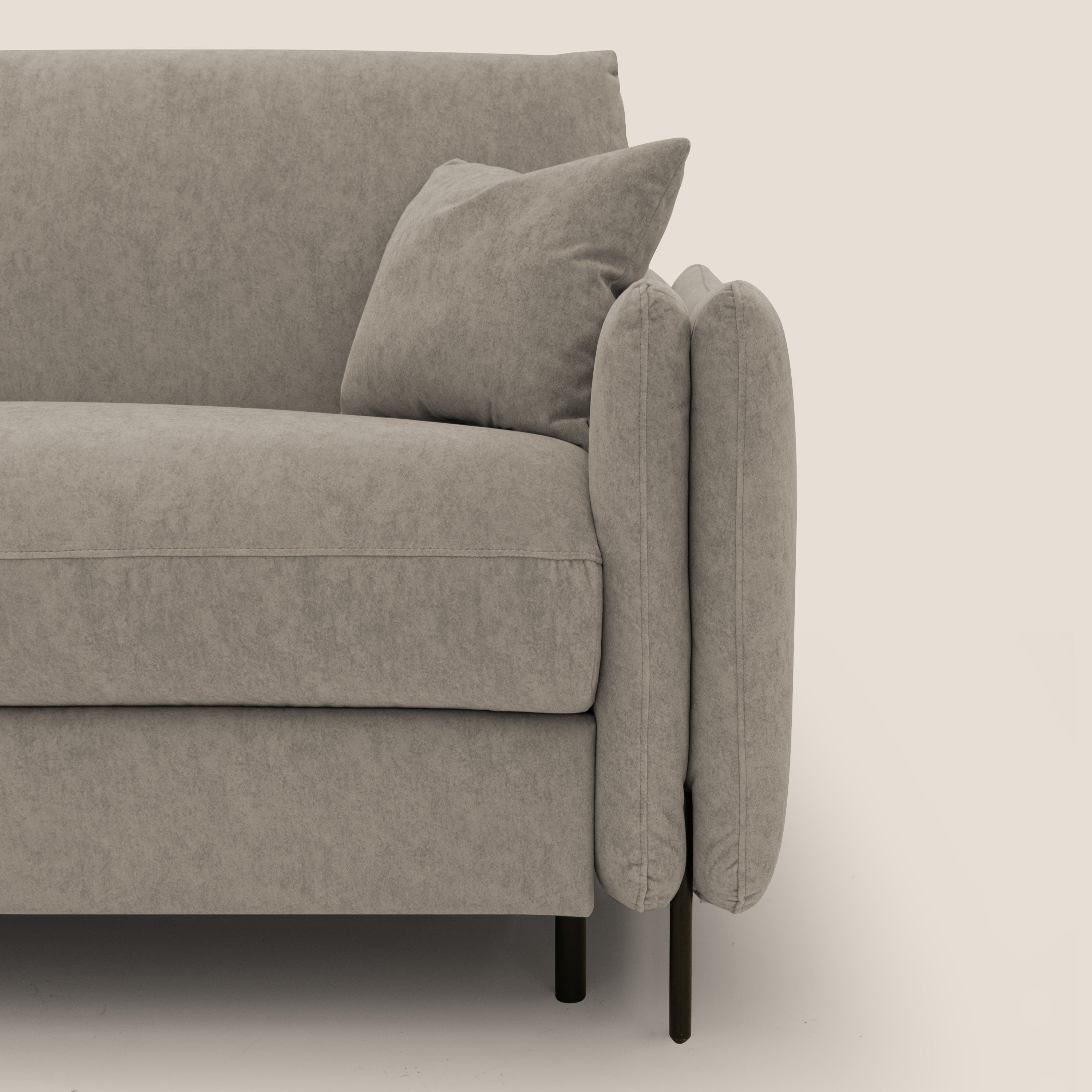 Gregory Divano letto con materasso h18 cm in microfibra effetto velluto impermeabile T09 tortora - divani.store