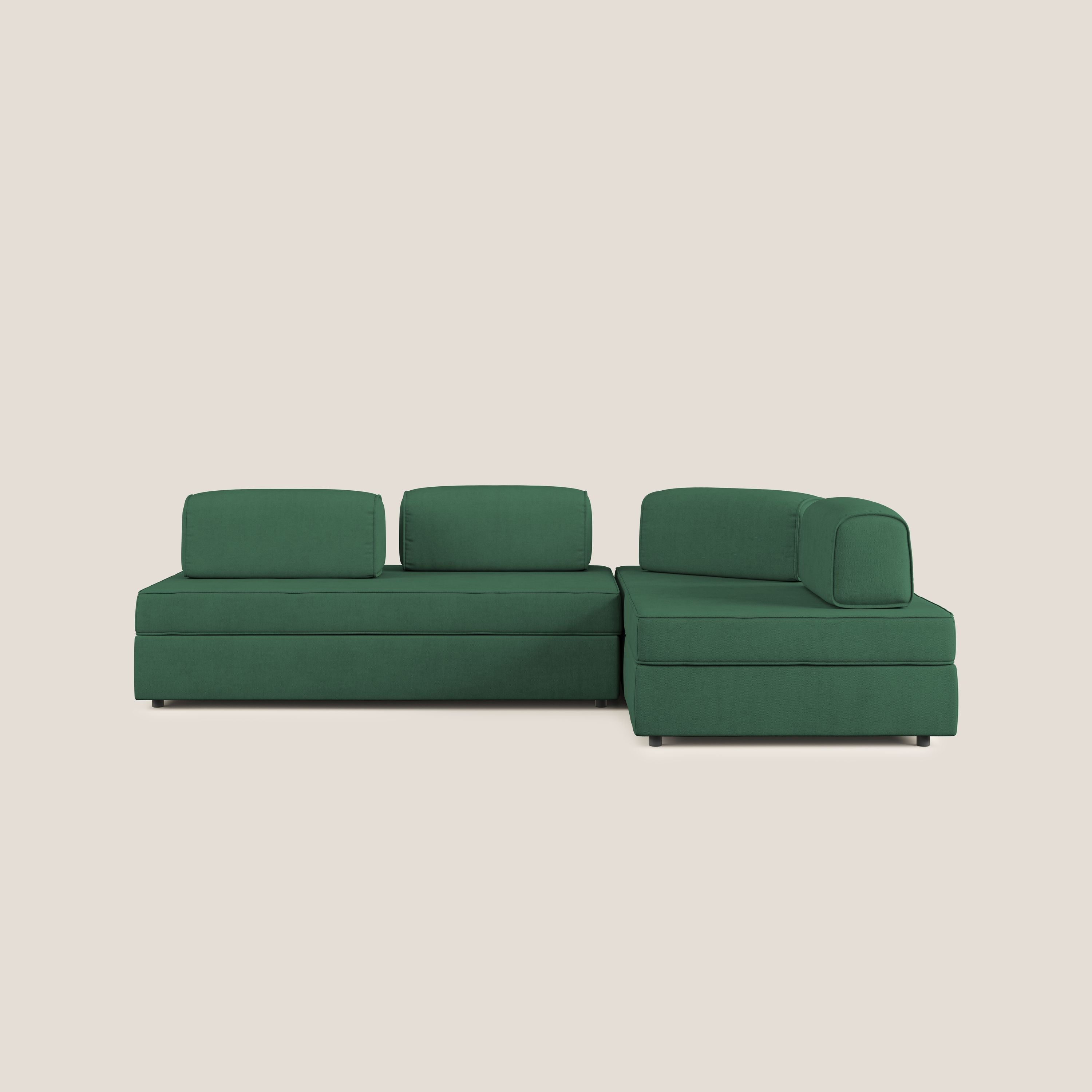 Liberty divano angolare con pouf estraibile e schienali movibili in tessuto morbido impermeabile T02 verde - divani.store