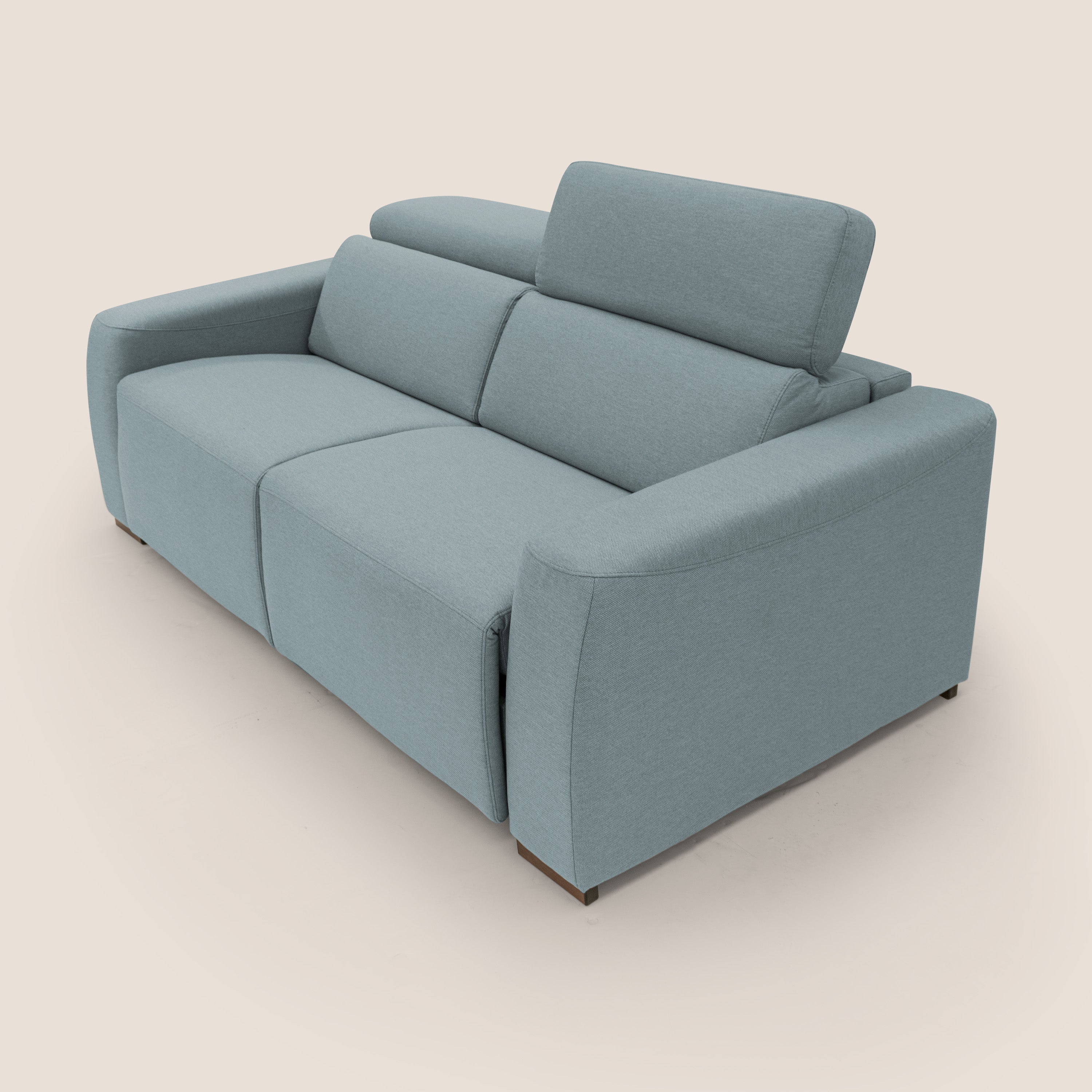 Poseidon Schlafsofa mit elektrischem Relaxmechanismus aus wasserfestem, abwaschbarem Stoff T05 puderzucker