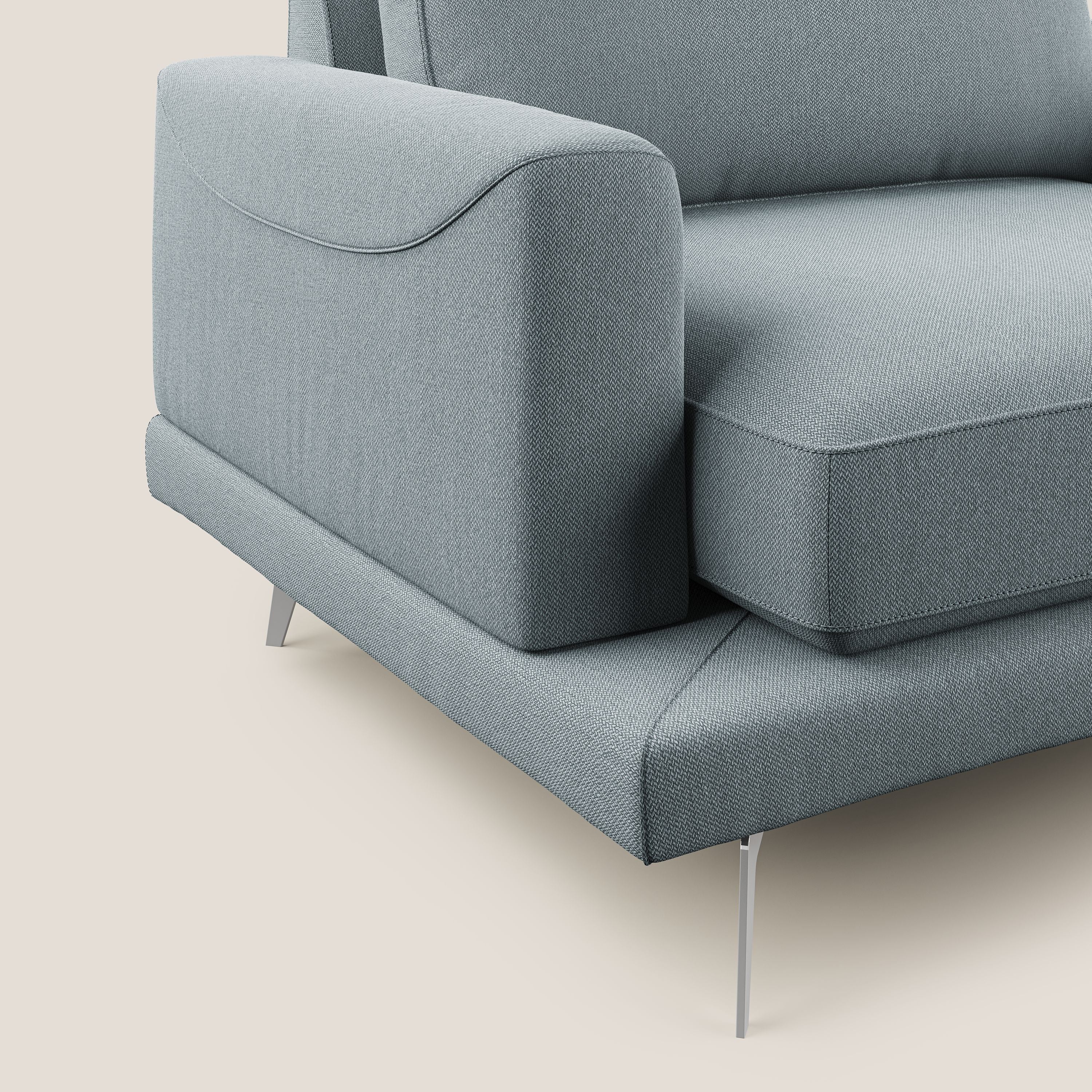 Dorian poltrona moderna in tessuto smacchiabile T05 carta da zucchero - divani.store