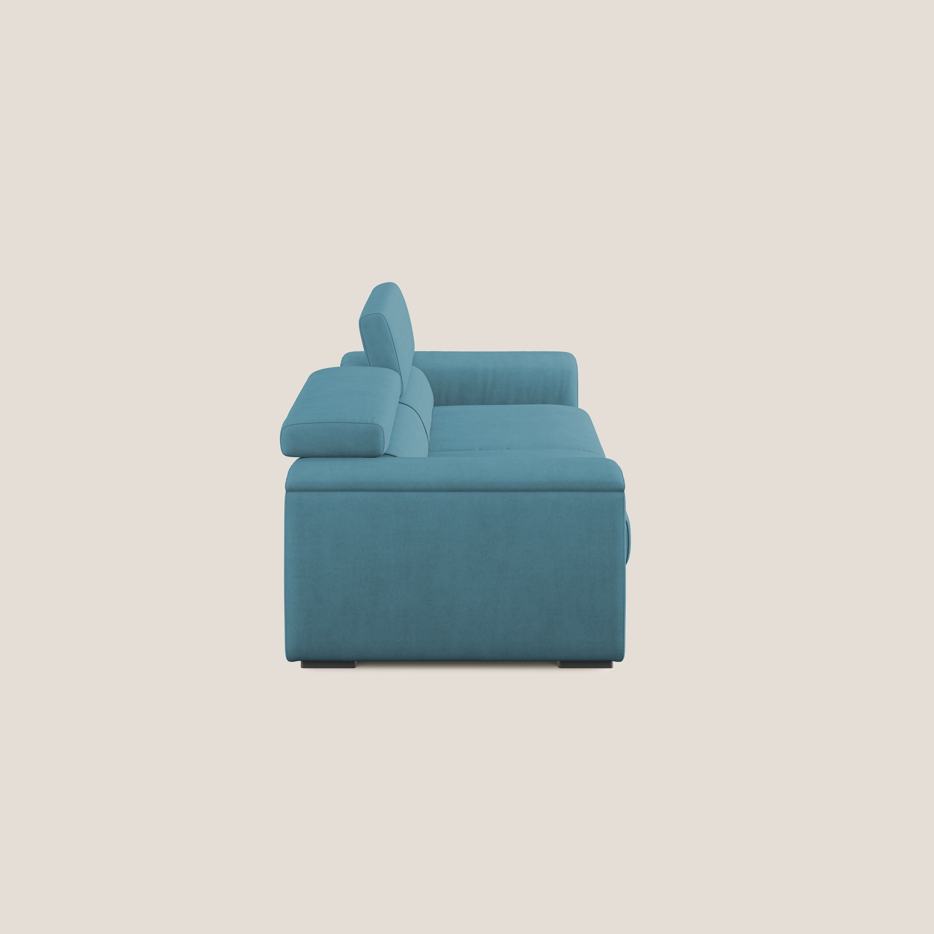 Zeno Divano con pouf estraibile poggiapiedi in tessuto morbido impermeabile T02 azzurro - divani.store