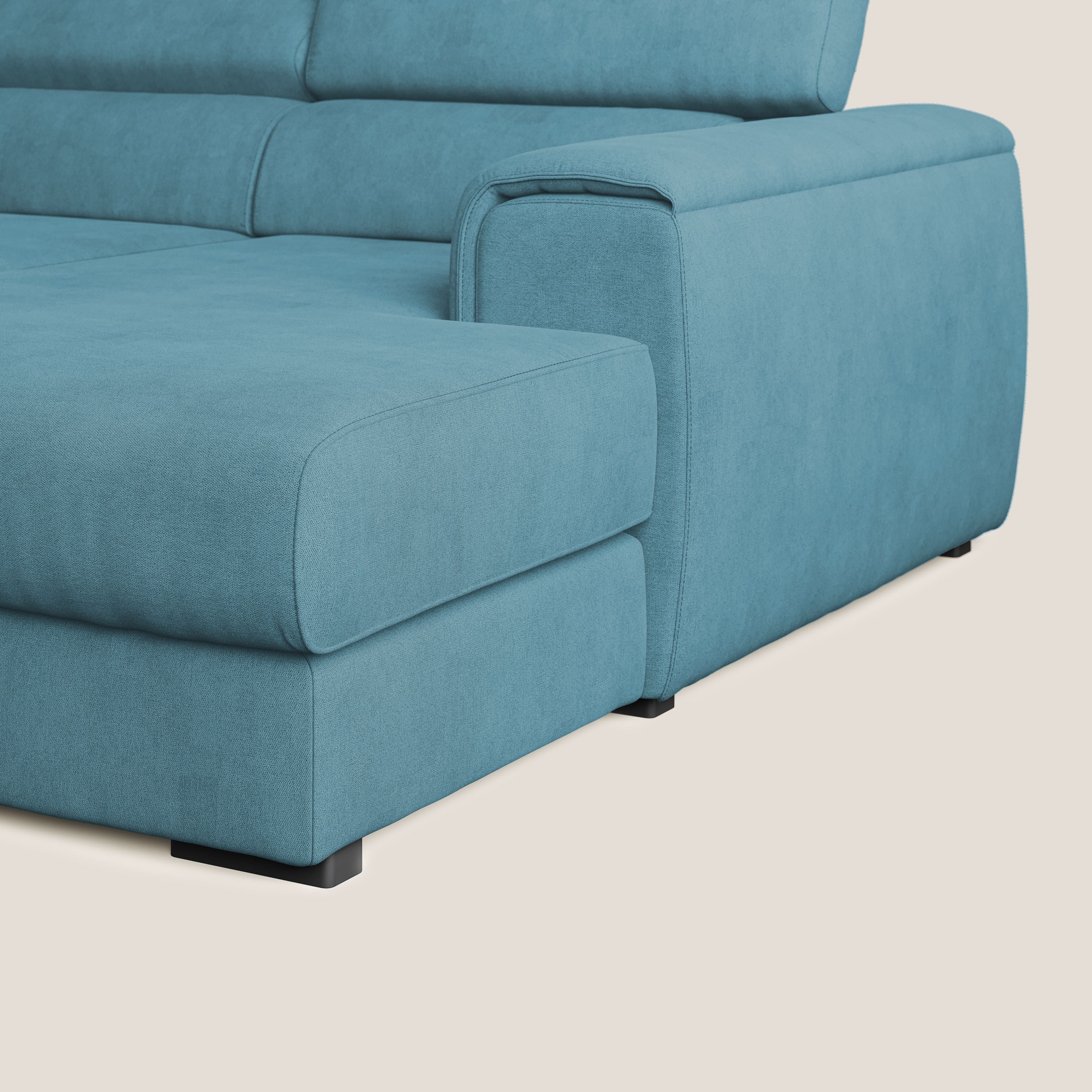 Zeno Divano angolare con pouf estraibile poggiapiedi in tessuto morbido impermeabile T02 azzurro - divani.store