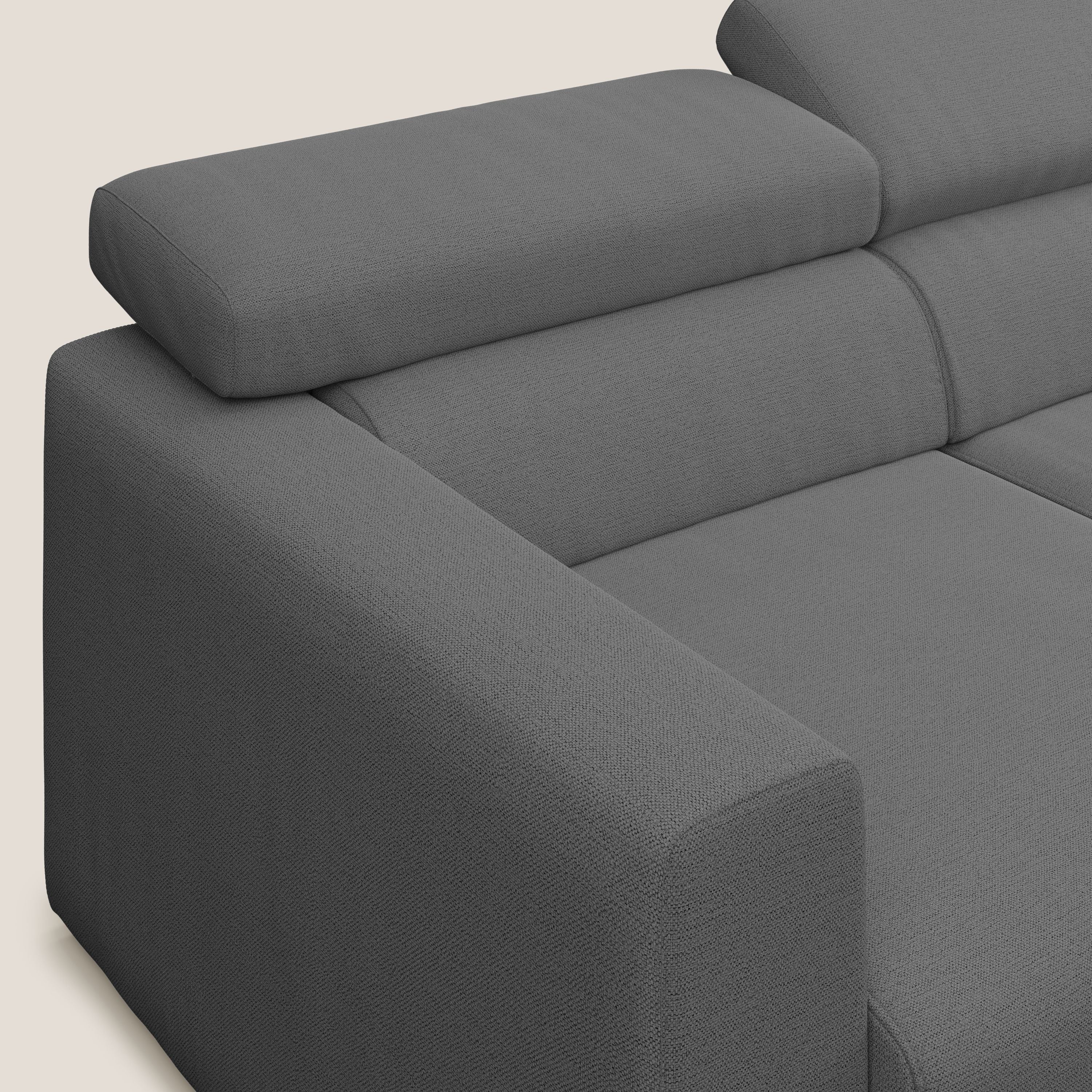 Dylan divano a 3 sedute con pouf estraibile poggiapiedi in tessuto fiammato simil cotone impermeabile T19 antracite - divani.store