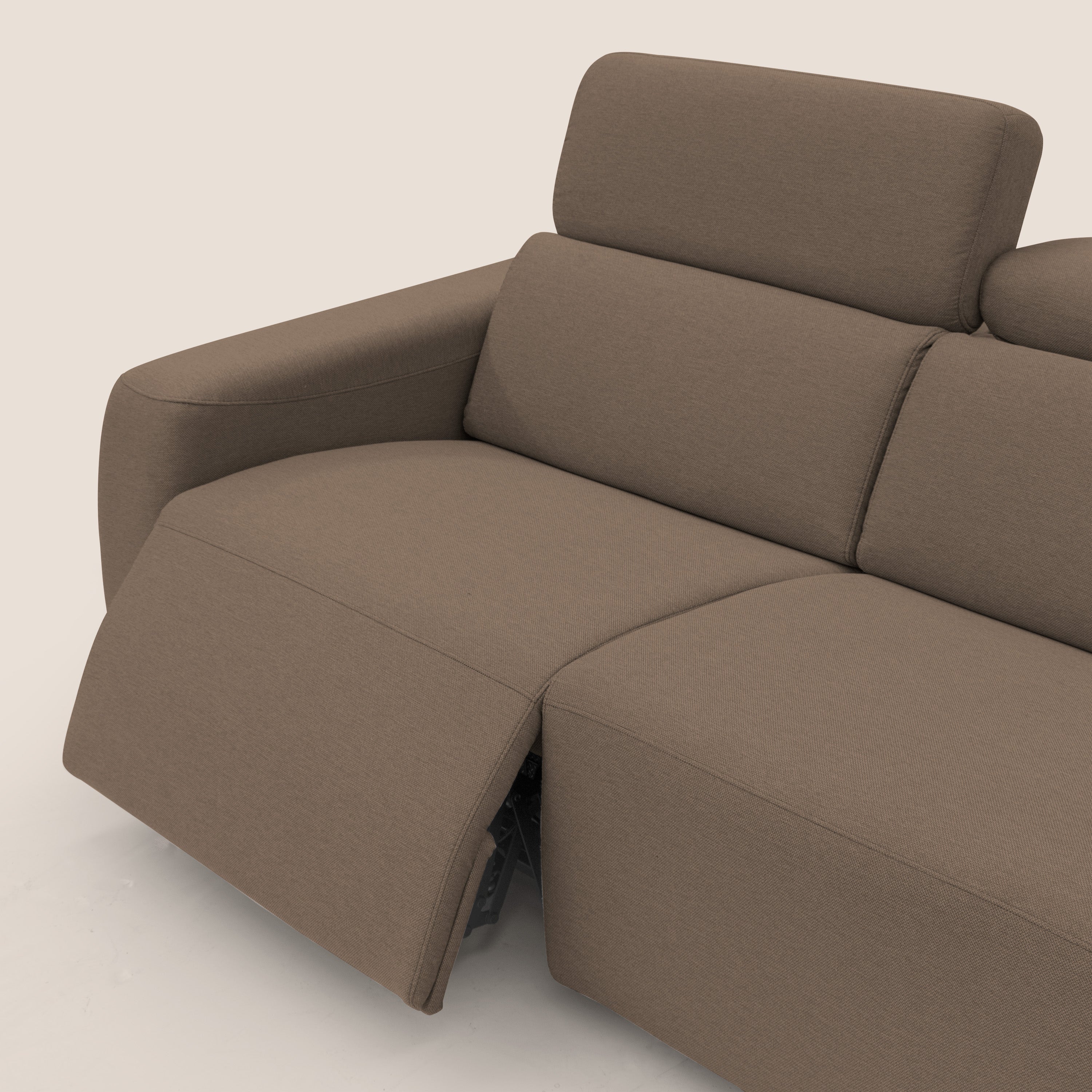 Poseidon divano letto + relax elettrico in tessuto smacchiabile impermeabile T05 marrone - divani.store