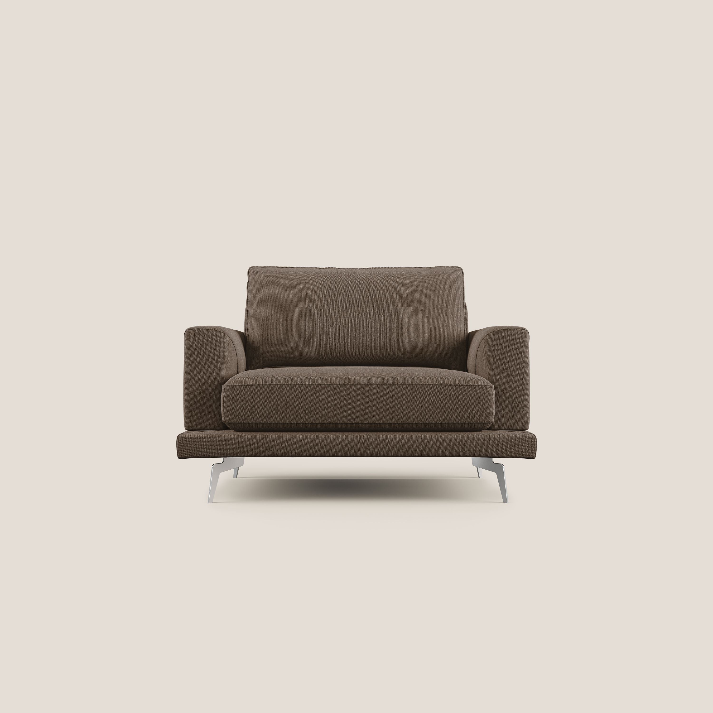 Dorian poltrona moderna in tessuto smacchiabile T05 marrone - divani.store