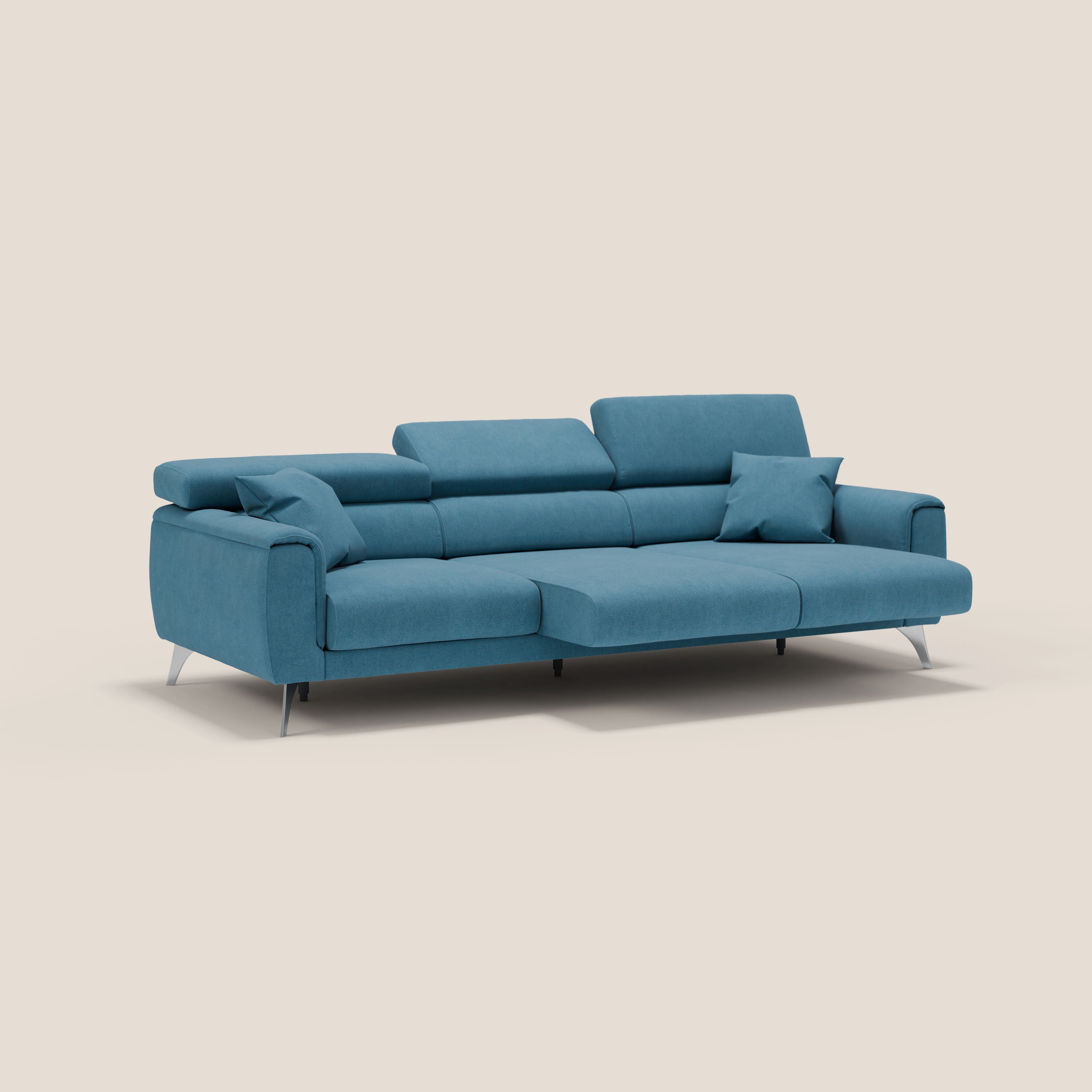 Caravaggio divano con 3 sedute allungabili indipendenti e poggiatesta reclinabili in tessuto impermeabile T02 azzurro - divani.store