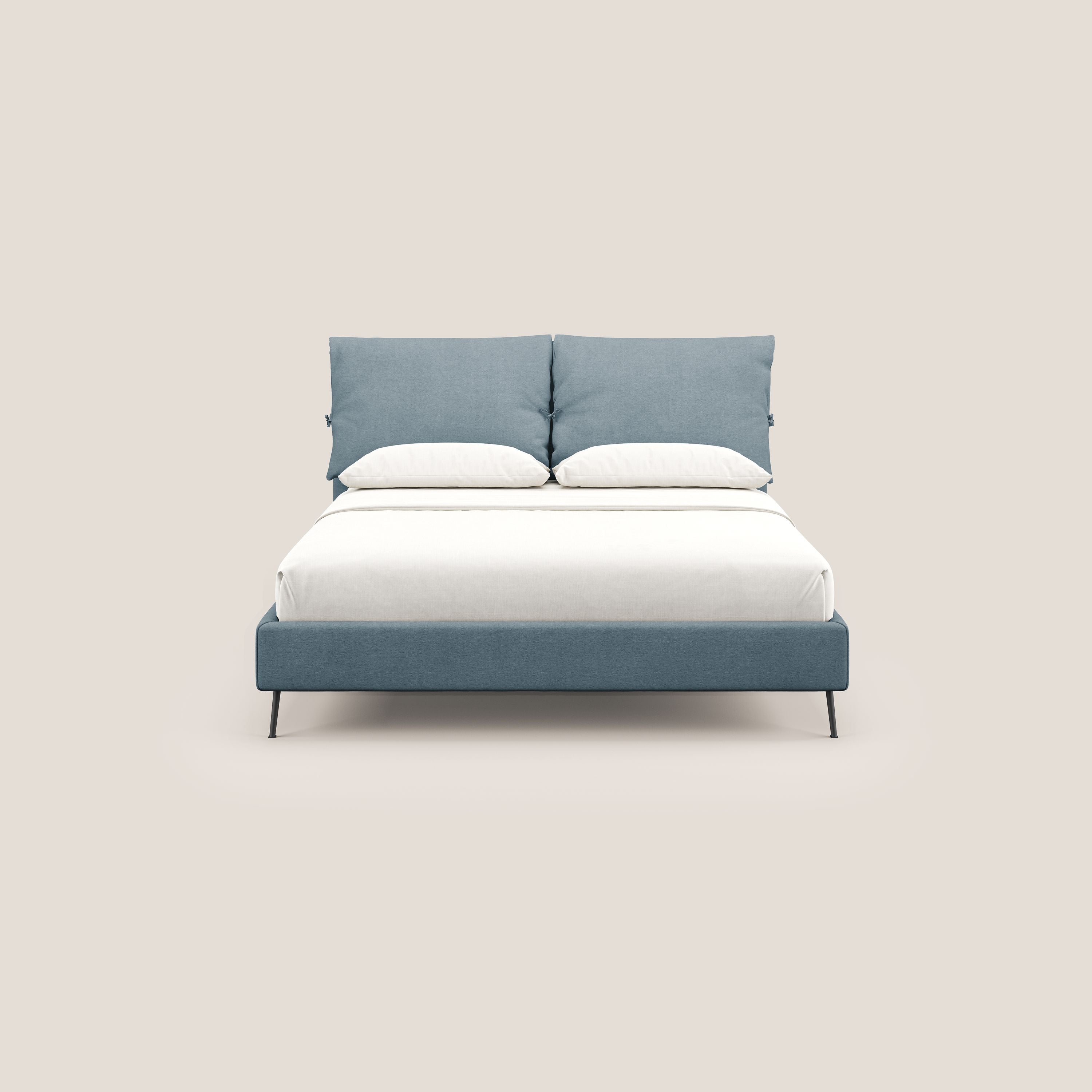 Artemisia letto imbottito con piedini alti sfoderabile in tessuto smacchiabile T17 carta da zucchero - divani.store