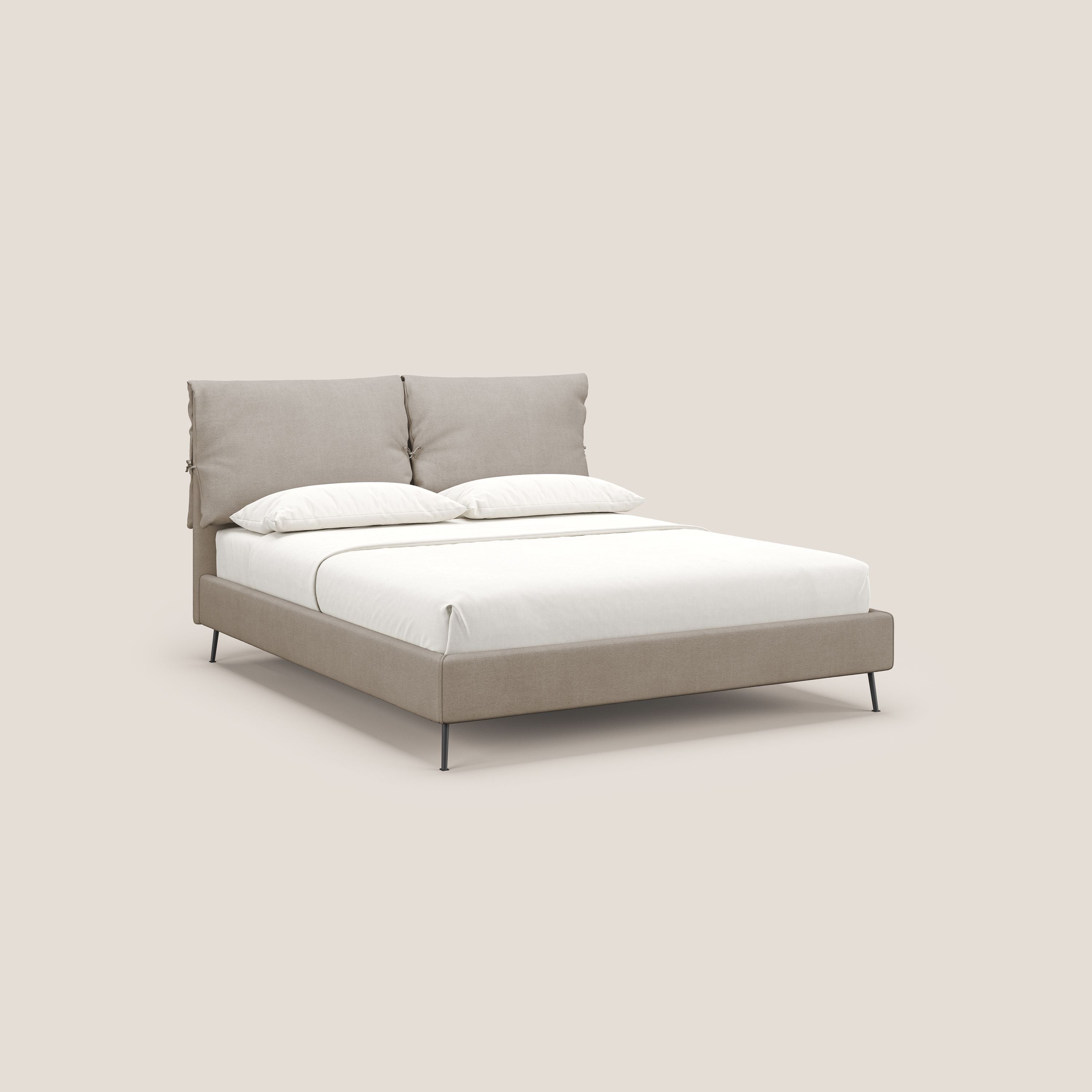 Artemisia letto imbottito con piedini alti sfoderabile in tessuto smacchiabile T17 beige - divani.store